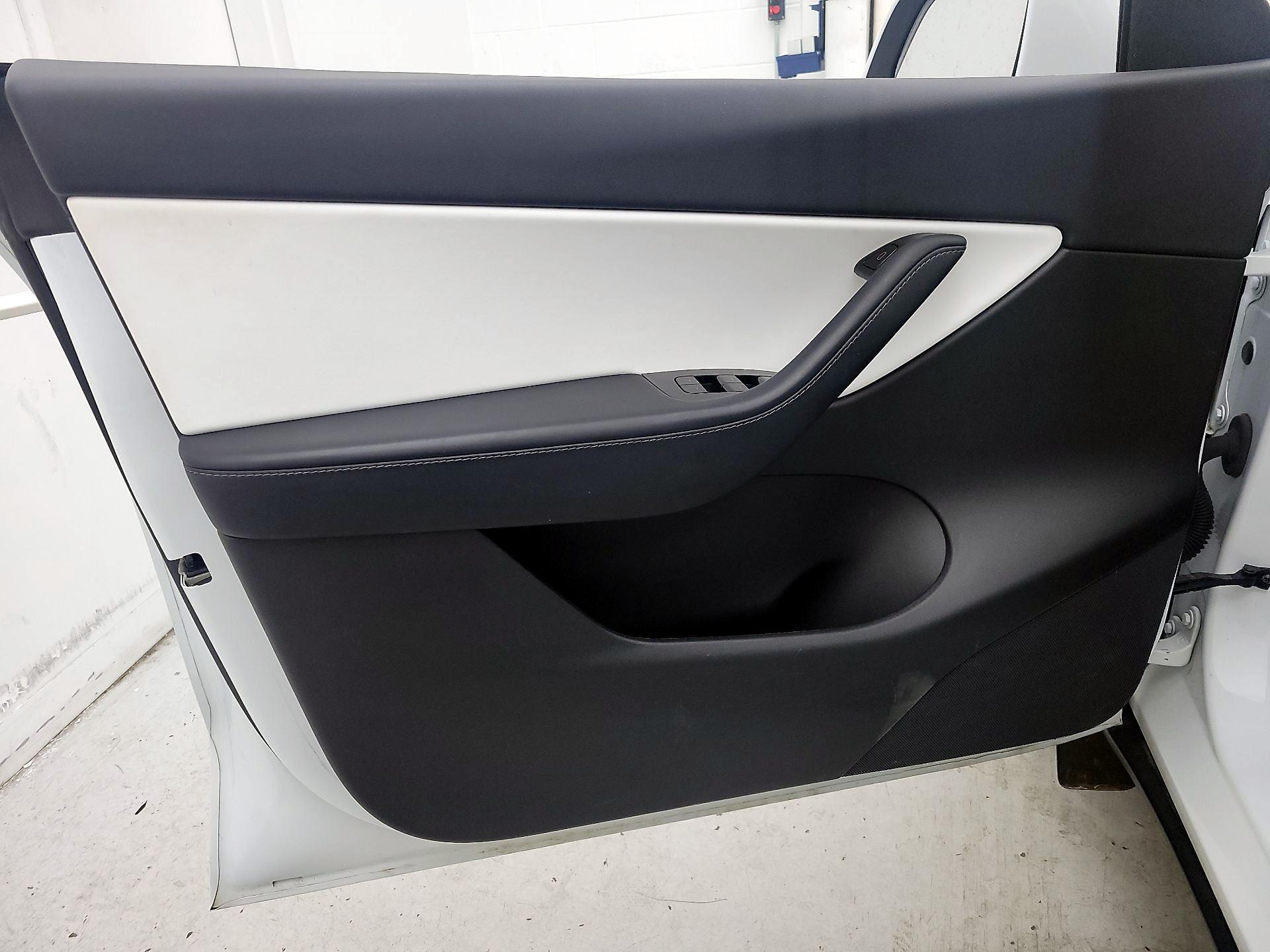 Thumbnail: 2020 Tesla Model Y - 12