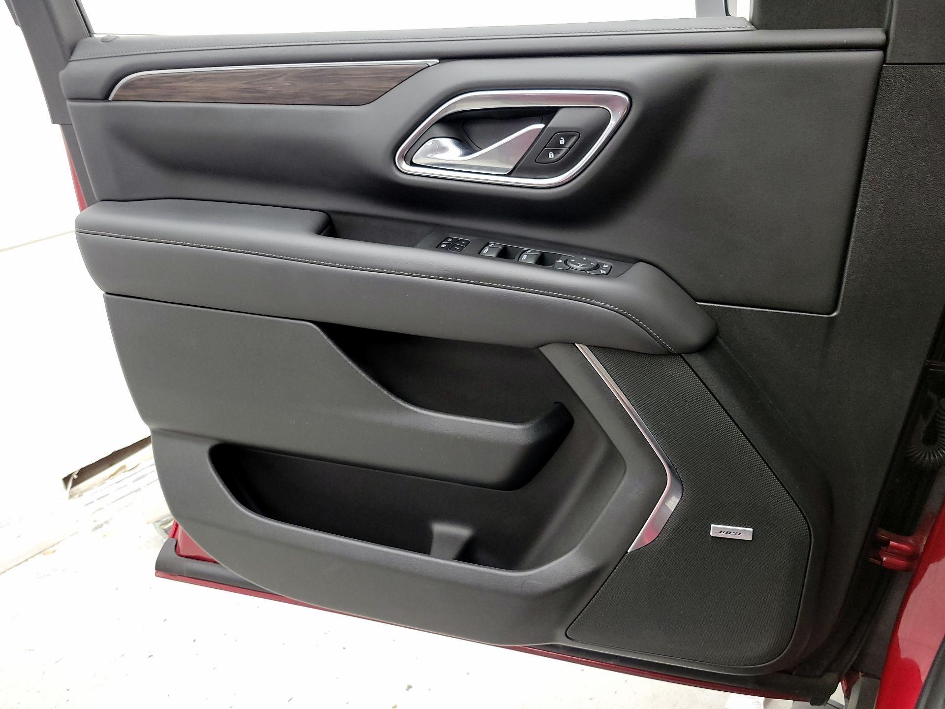 Thumbnail: 2021 Chevrolet Tahoe - 12