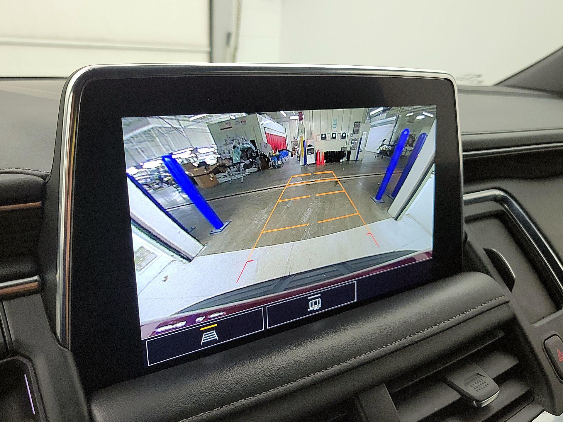 Thumbnail: 2021 Chevrolet Tahoe - 14