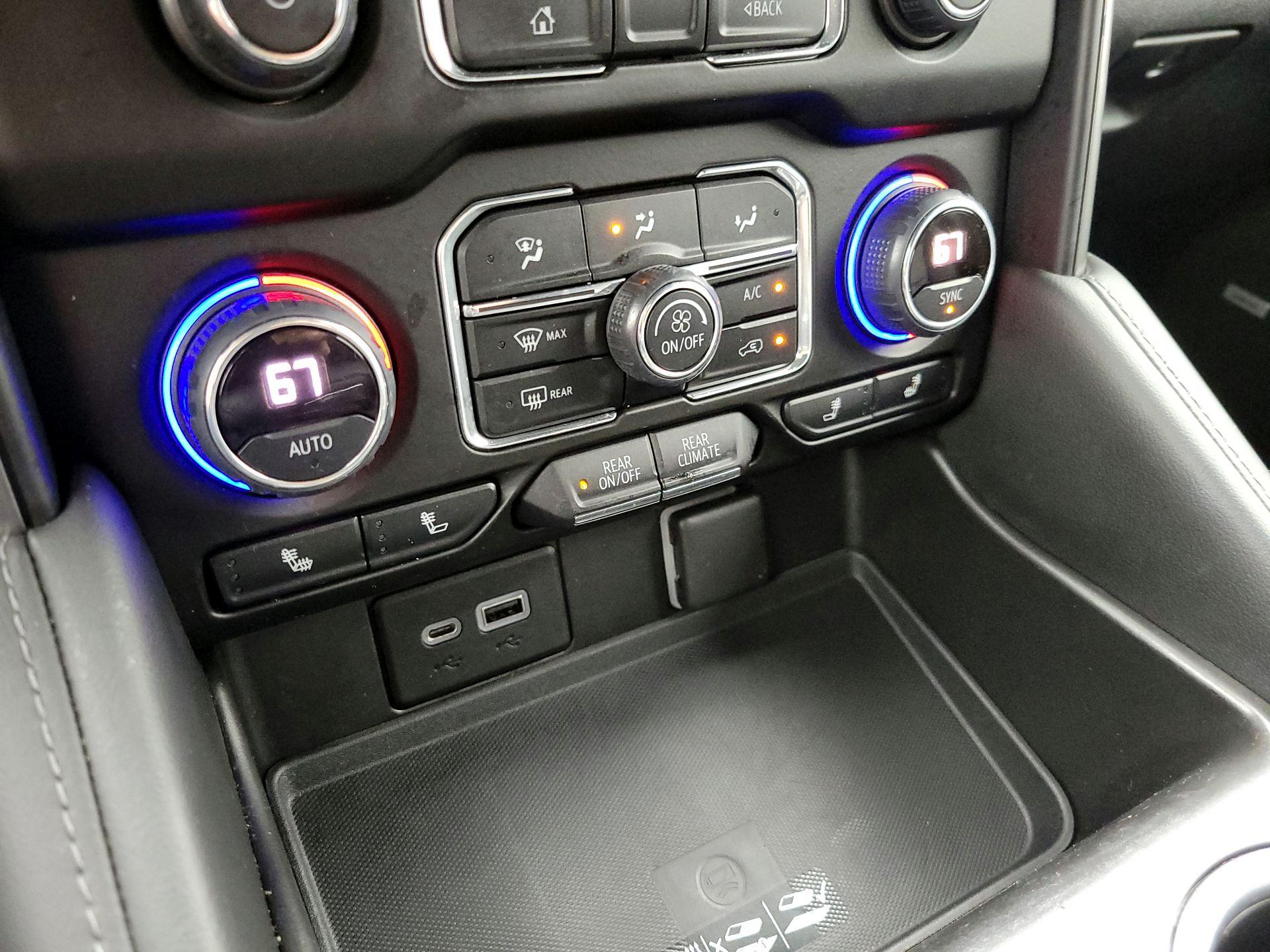 Thumbnail: 2021 Chevrolet Tahoe - 16