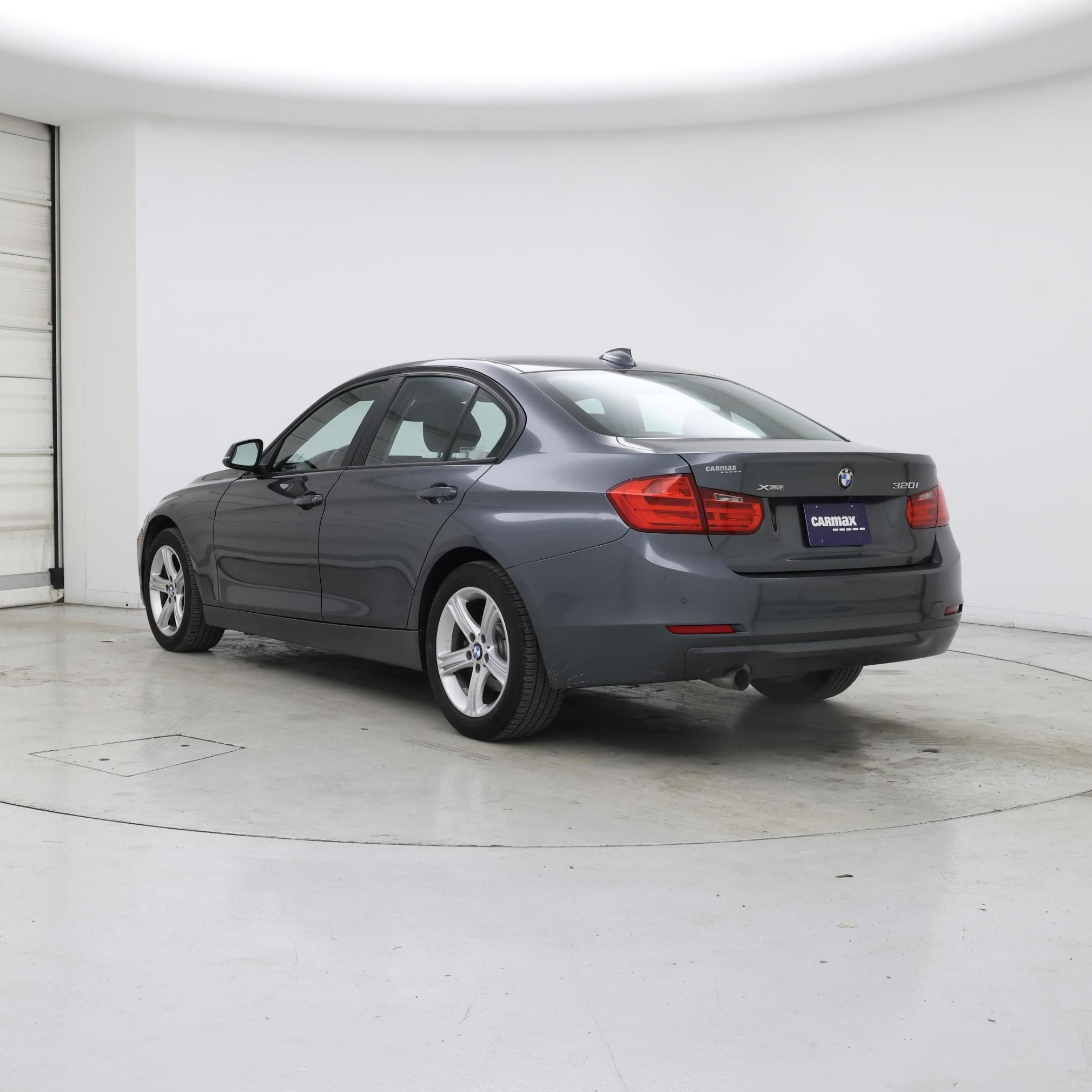 Thumbnail: 2015 BMW 3 Series - 2