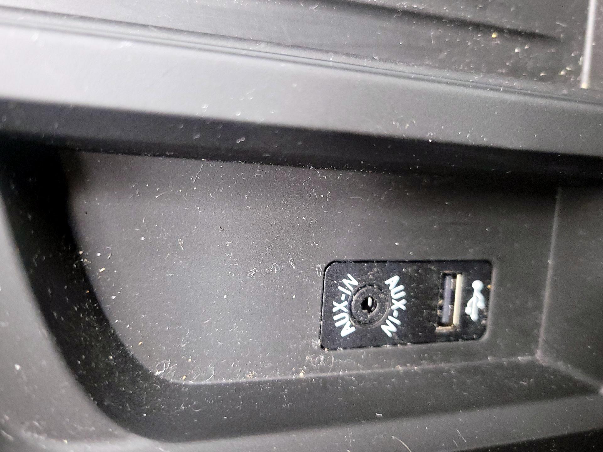 Thumbnail: 2015 BMW 3 Series - 19