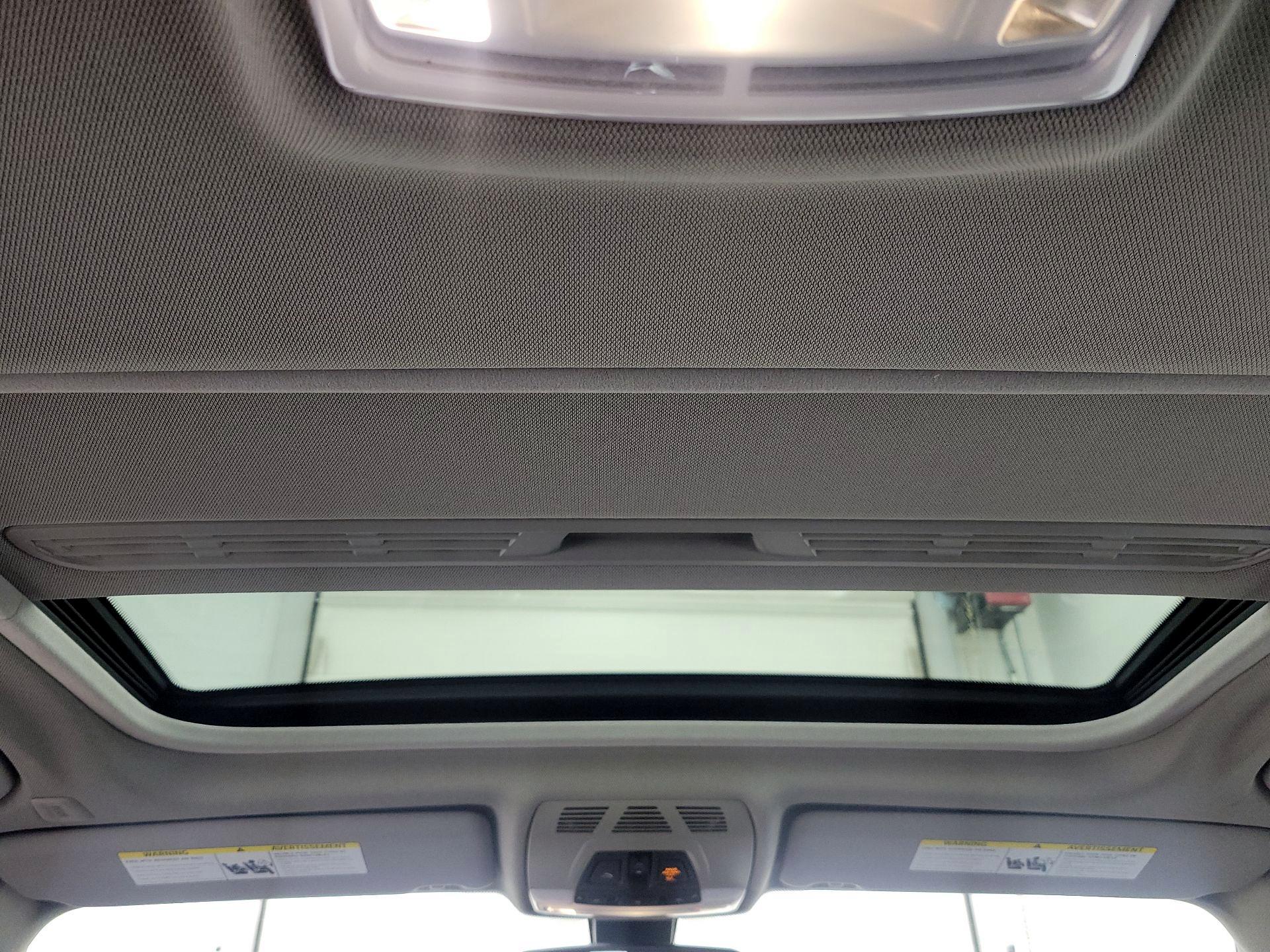 Thumbnail: 2015 BMW 3 Series - 20