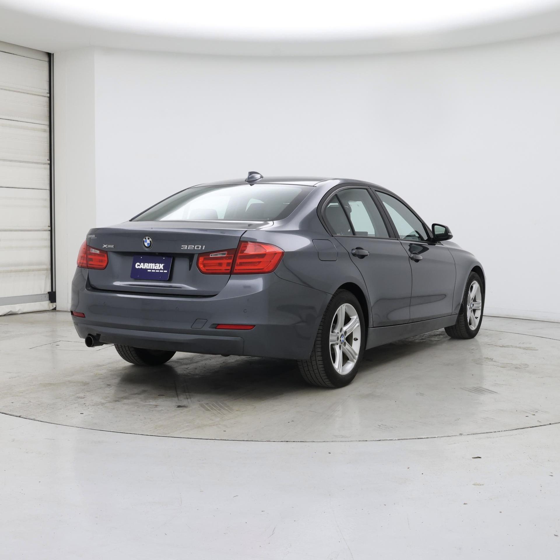 Thumbnail: 2015 BMW 3 Series - 8