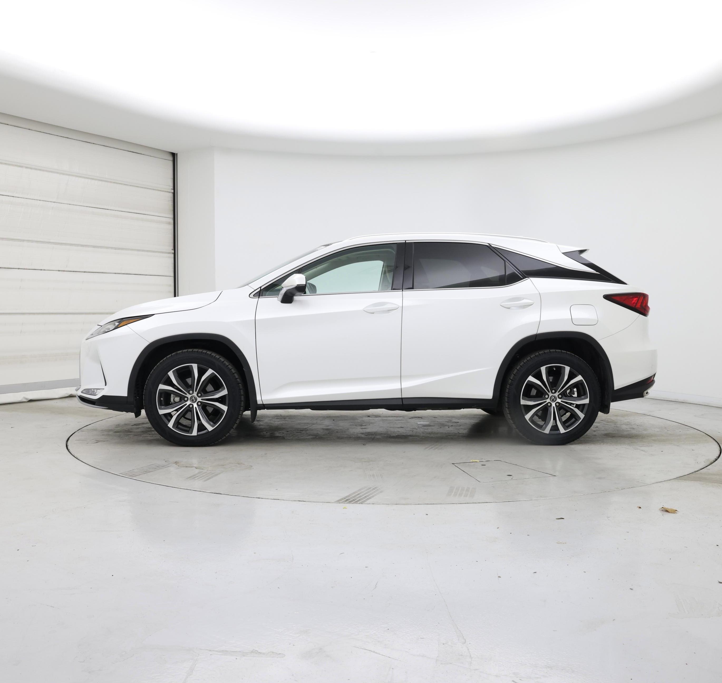 Thumbnail: 2022 Lexus RX - 3