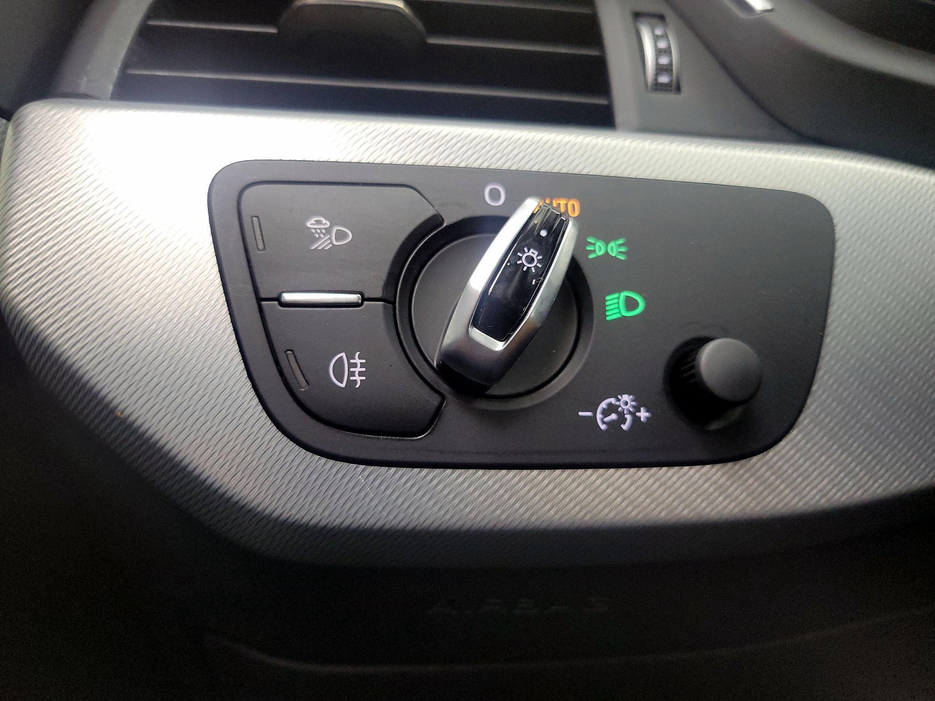 Thumbnail: 2017 Audi A4 - 13