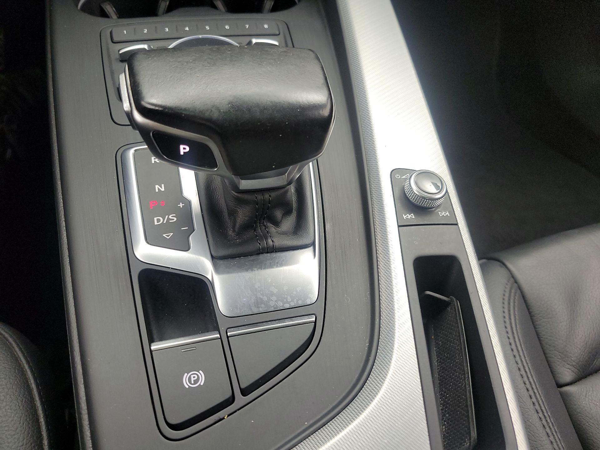 Thumbnail: 2017 Audi A4 - 17