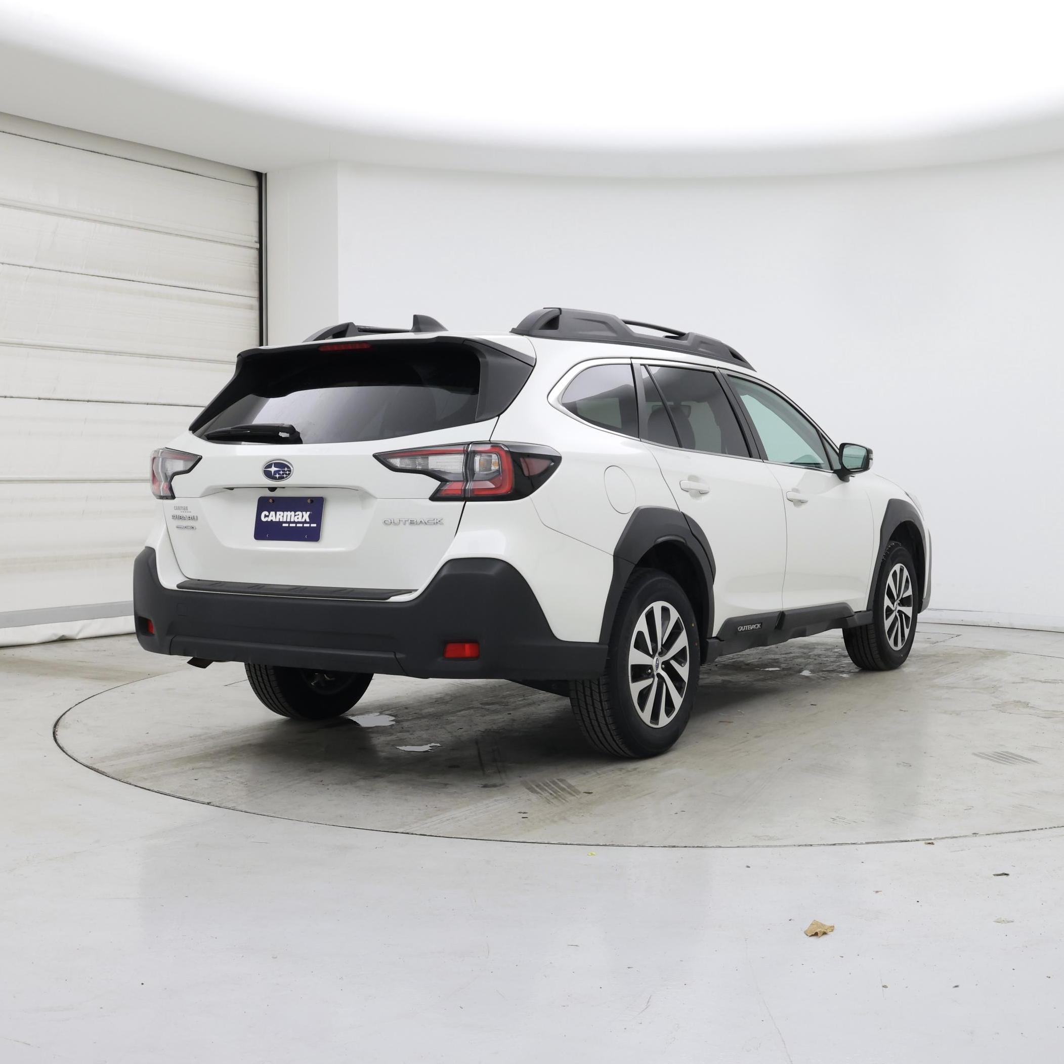 Thumbnail: 2023 Subaru Outback - 8