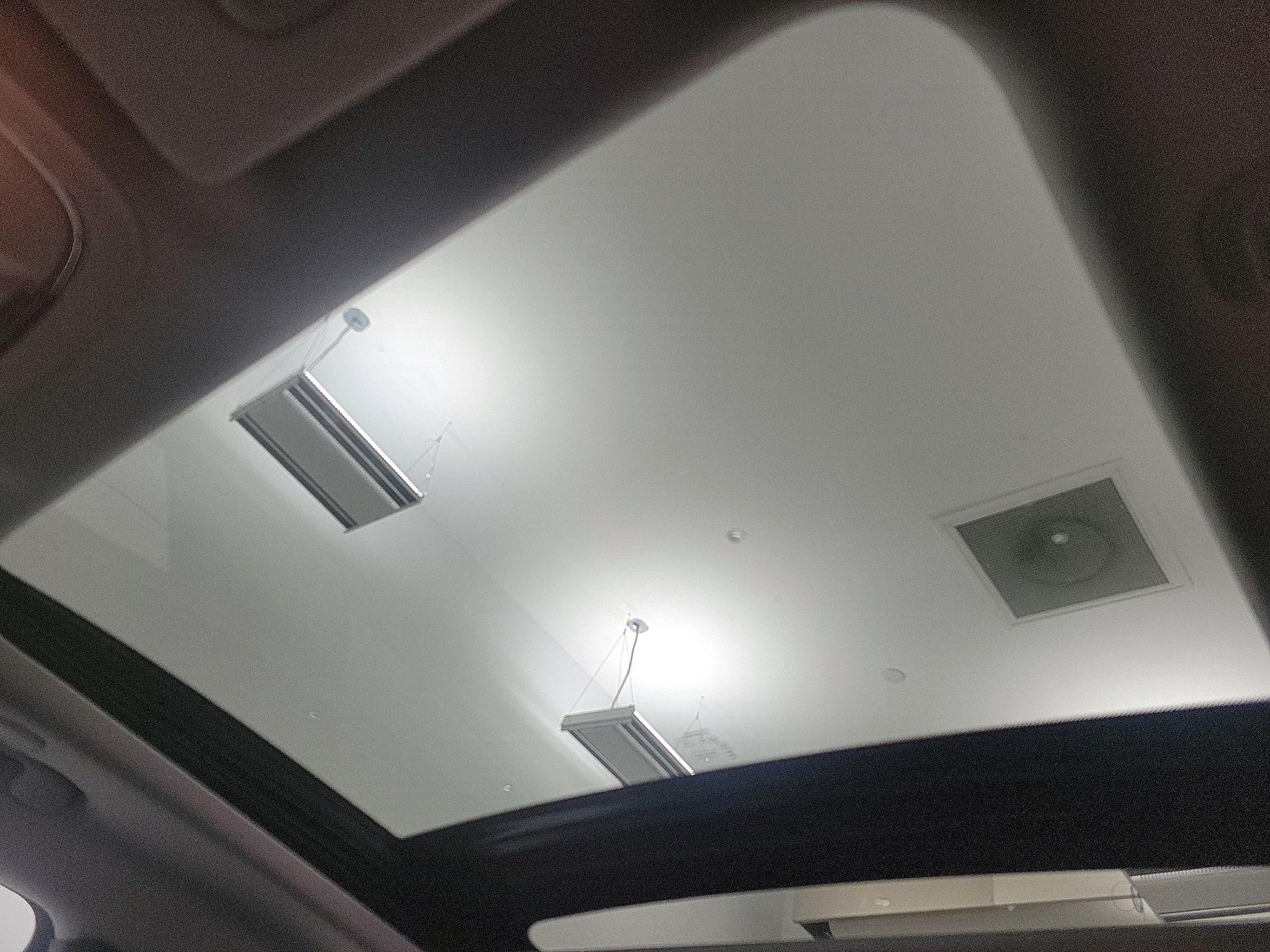 Thumbnail: 2020 Jeep Cherokee - 20