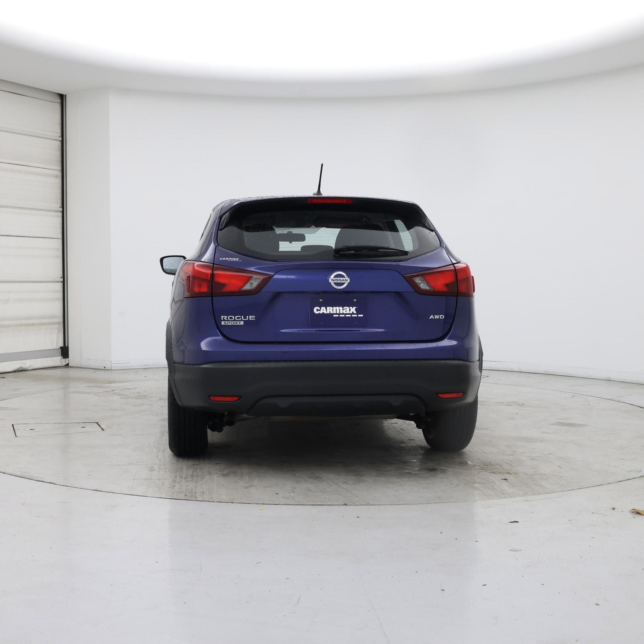 Thumbnail: 2017 Nissan Rogue Sport - 6