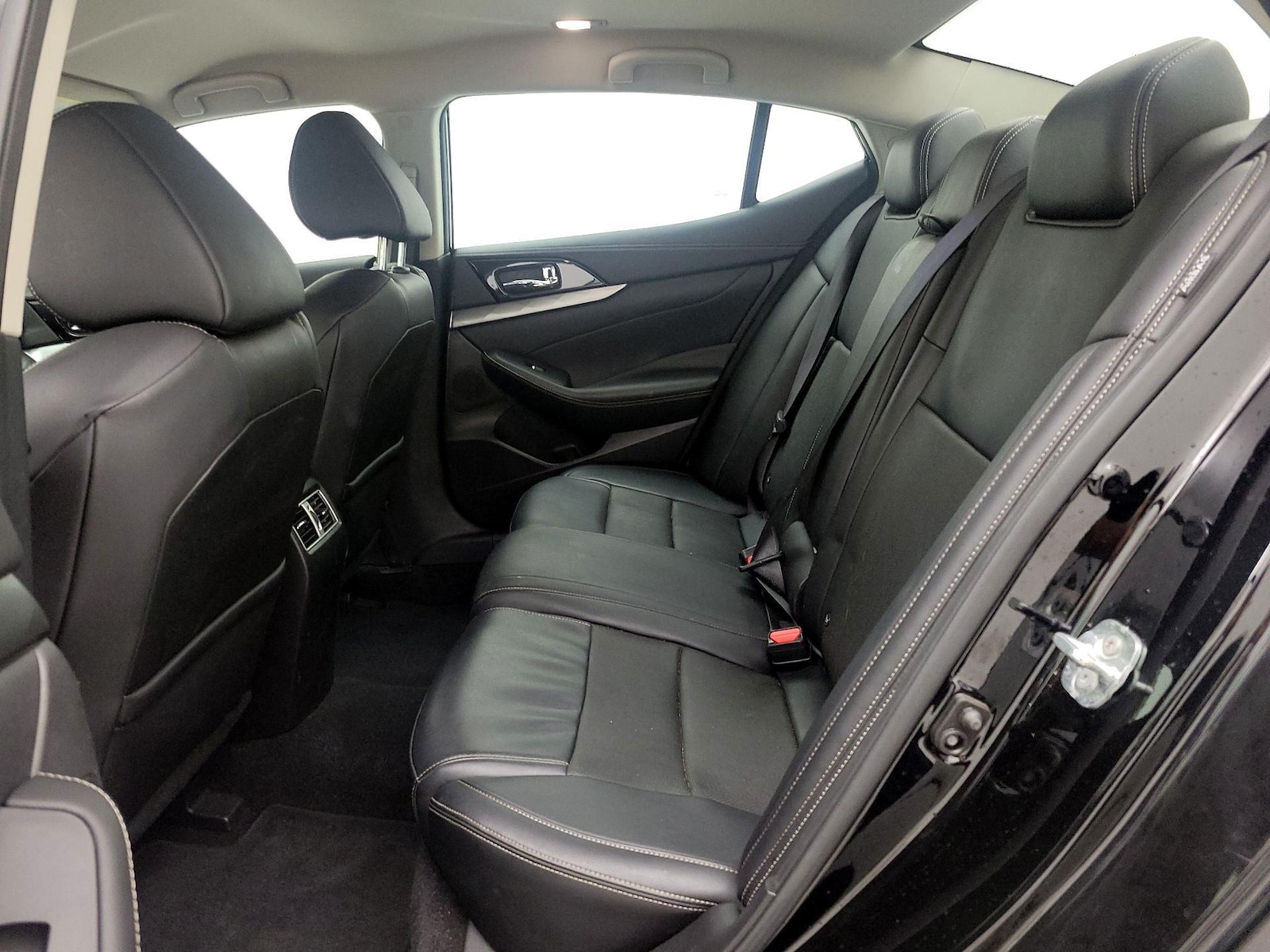 2021 Nissan Maxima SV - Photo 21