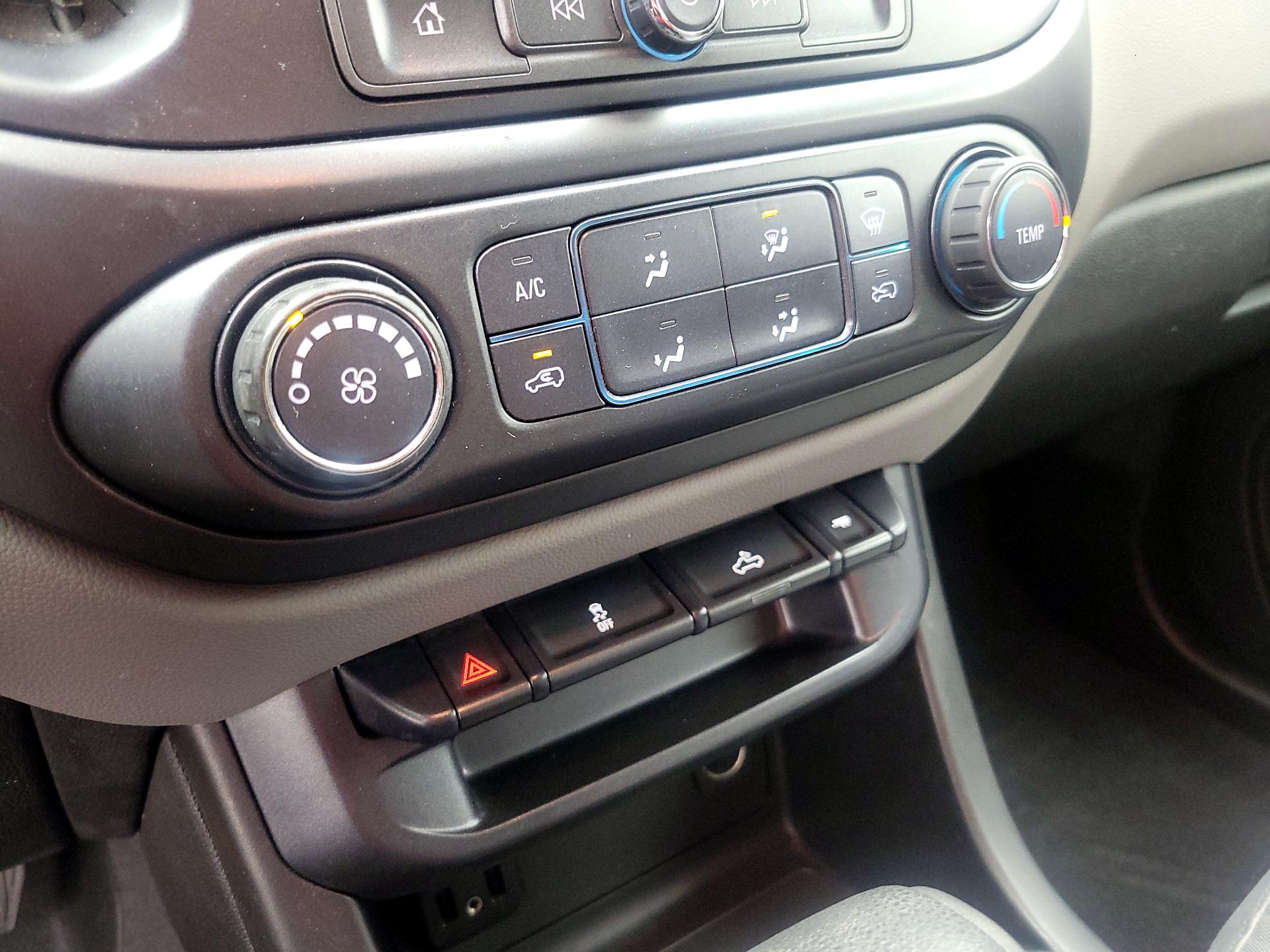 Thumbnail: 2019 Chevrolet Colorado - 15