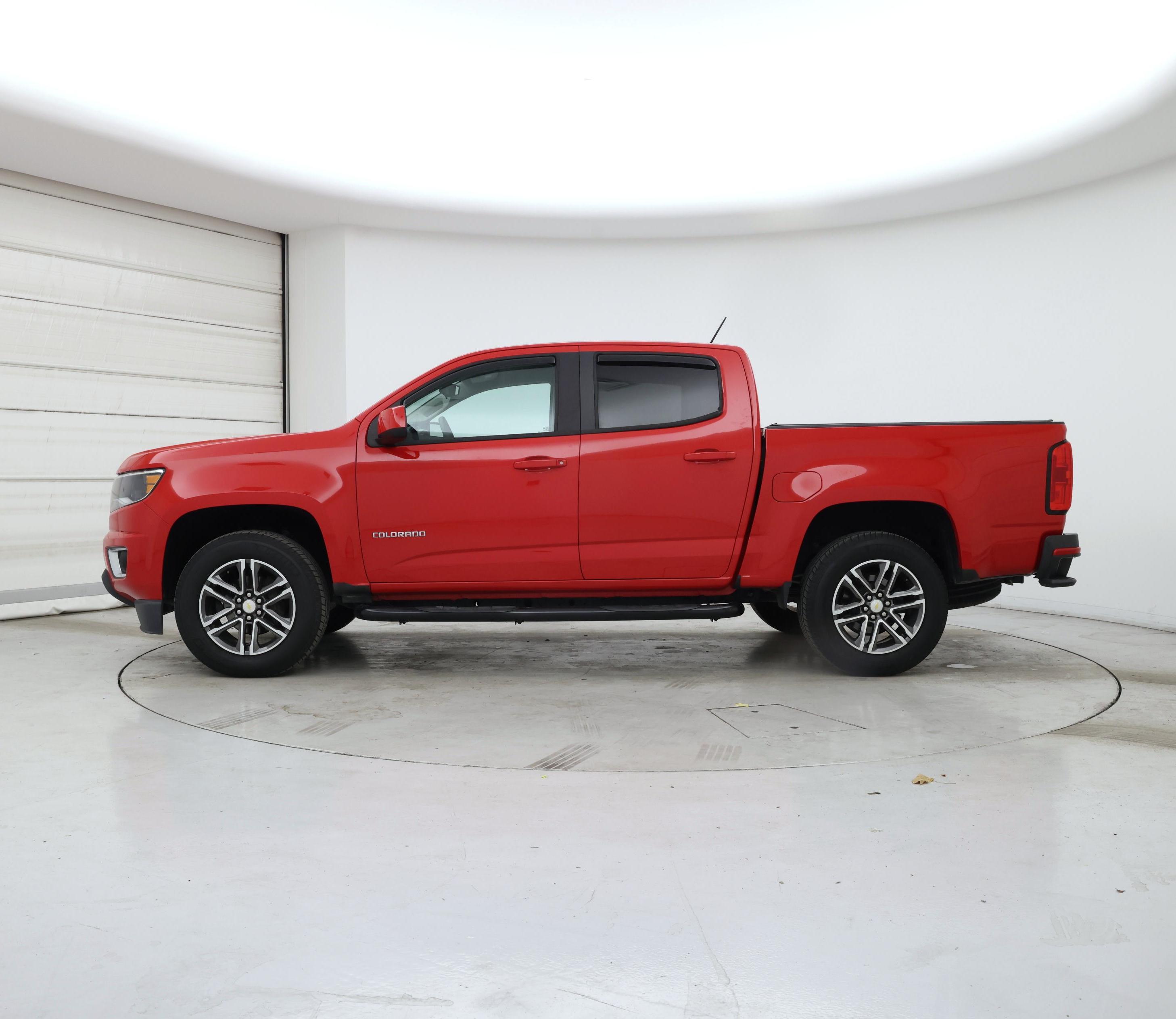 Thumbnail: 2019 Chevrolet Colorado - 3