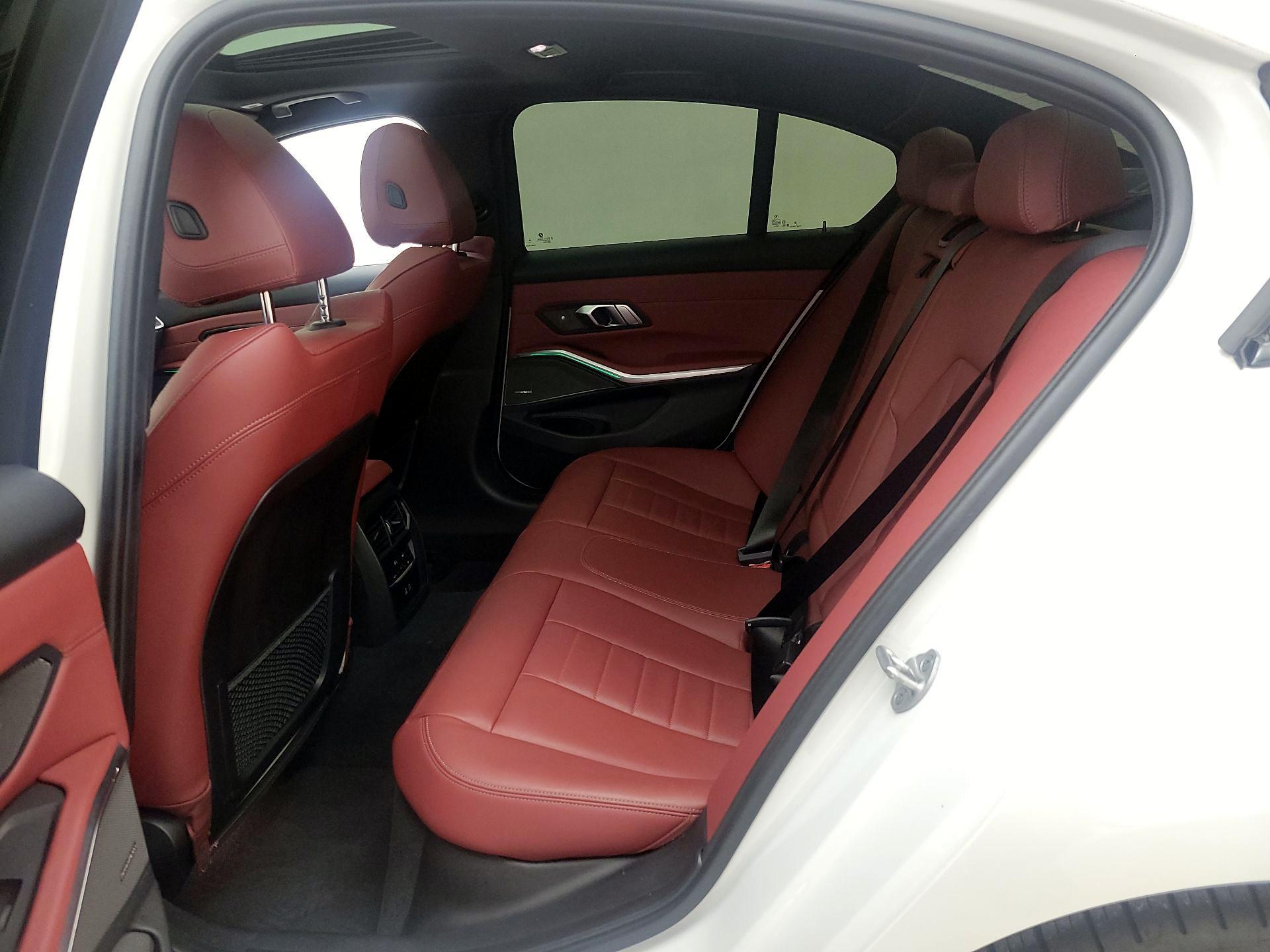 Thumbnail: 2023 BMW 3 Series - 19