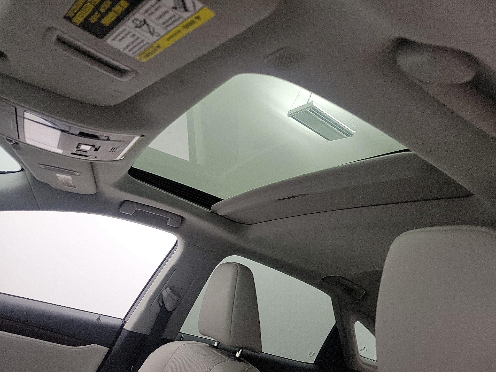 Thumbnail: 2021 Lexus RX - 17