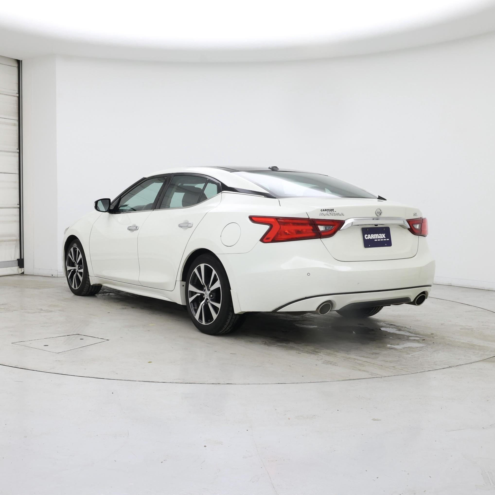 Thumbnail: 2017 Nissan Maxima - 2