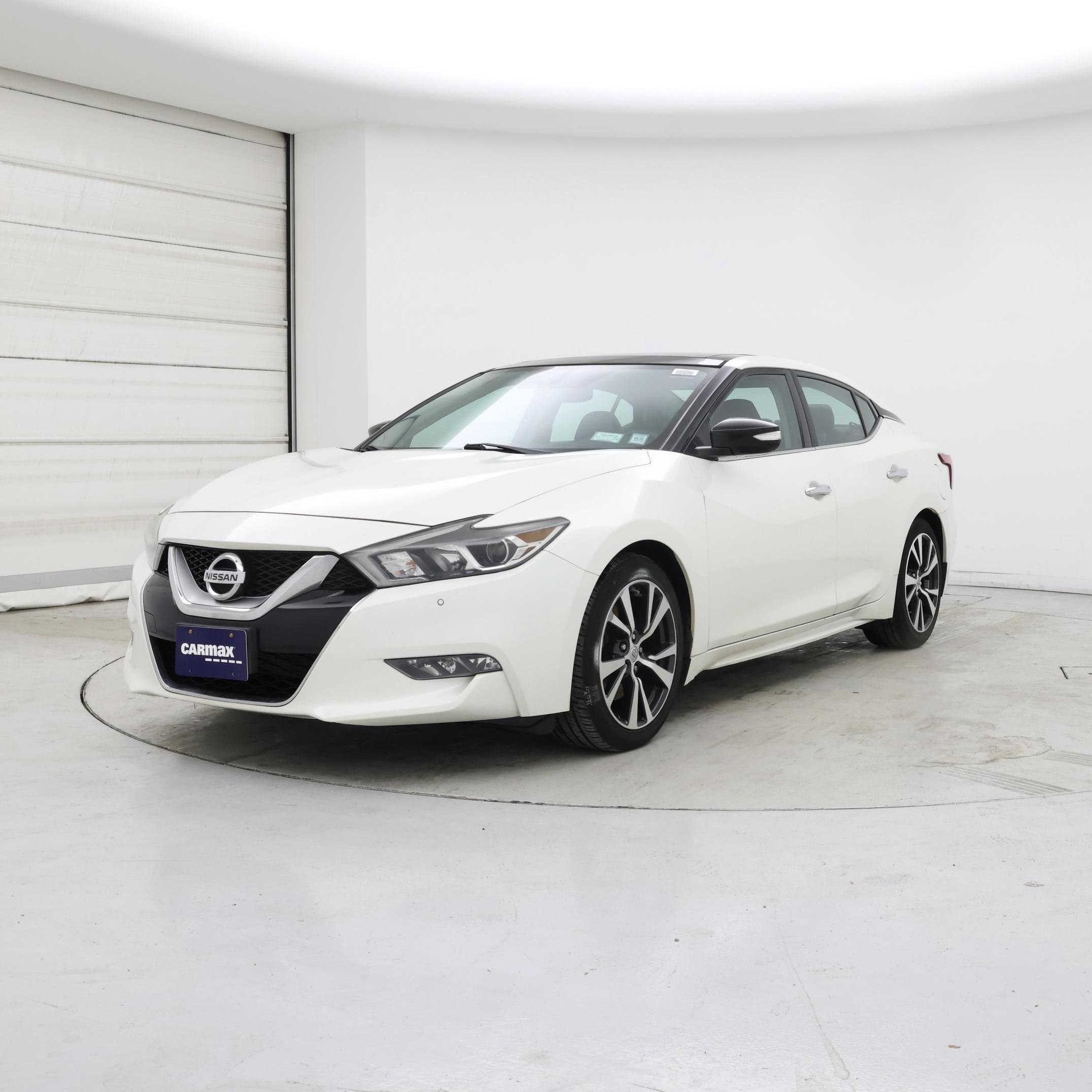 Thumbnail: 2017 Nissan Maxima - 4