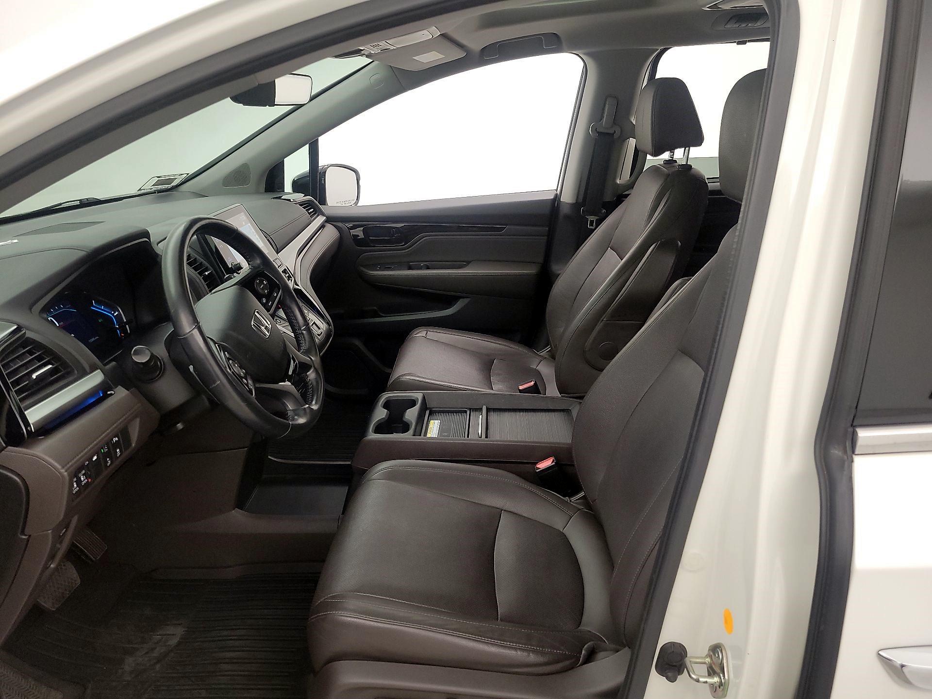 Thumbnail: 2018 Honda Odyssey - 9