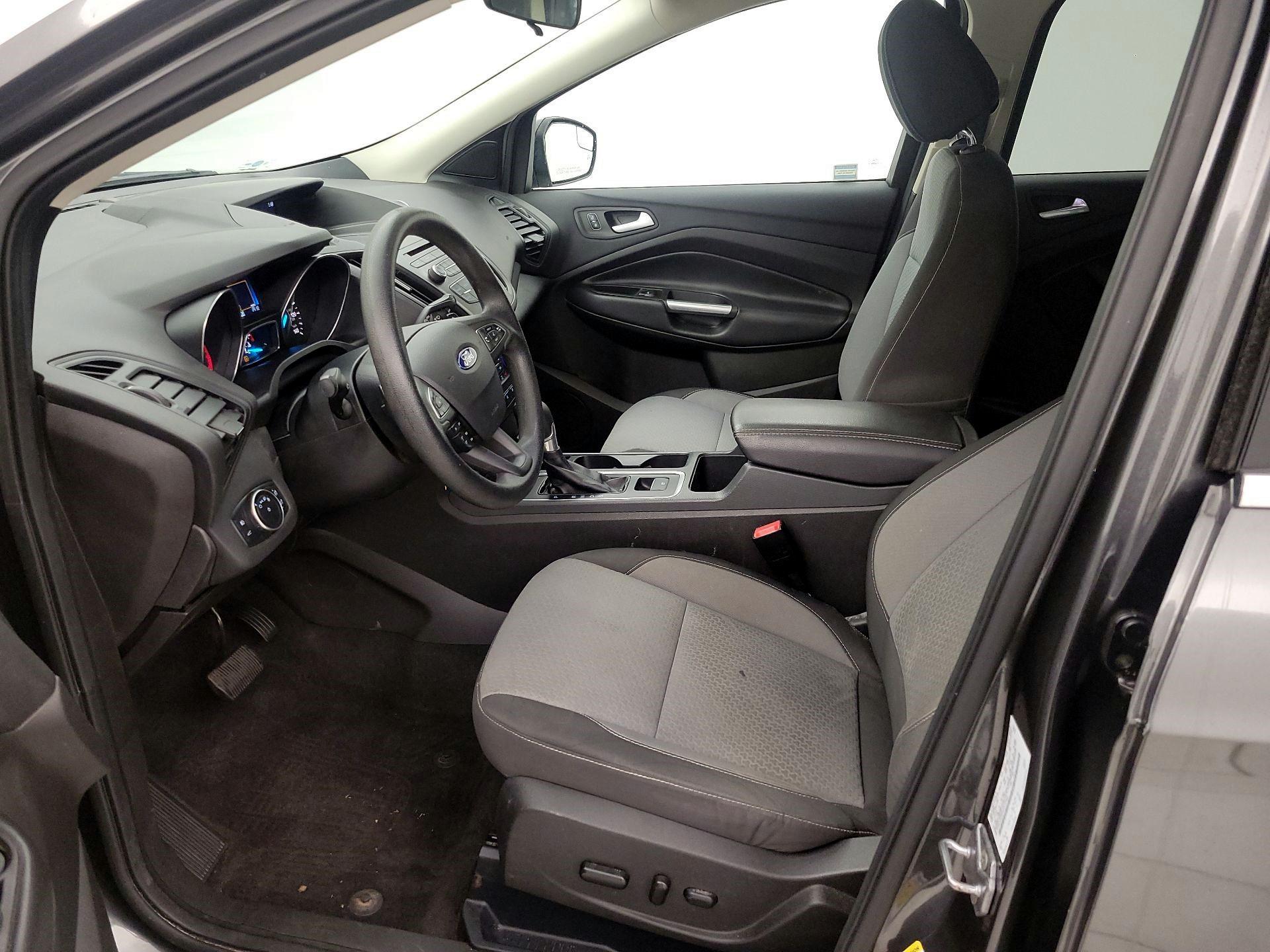 Thumbnail: 2017 Ford Escape - 9