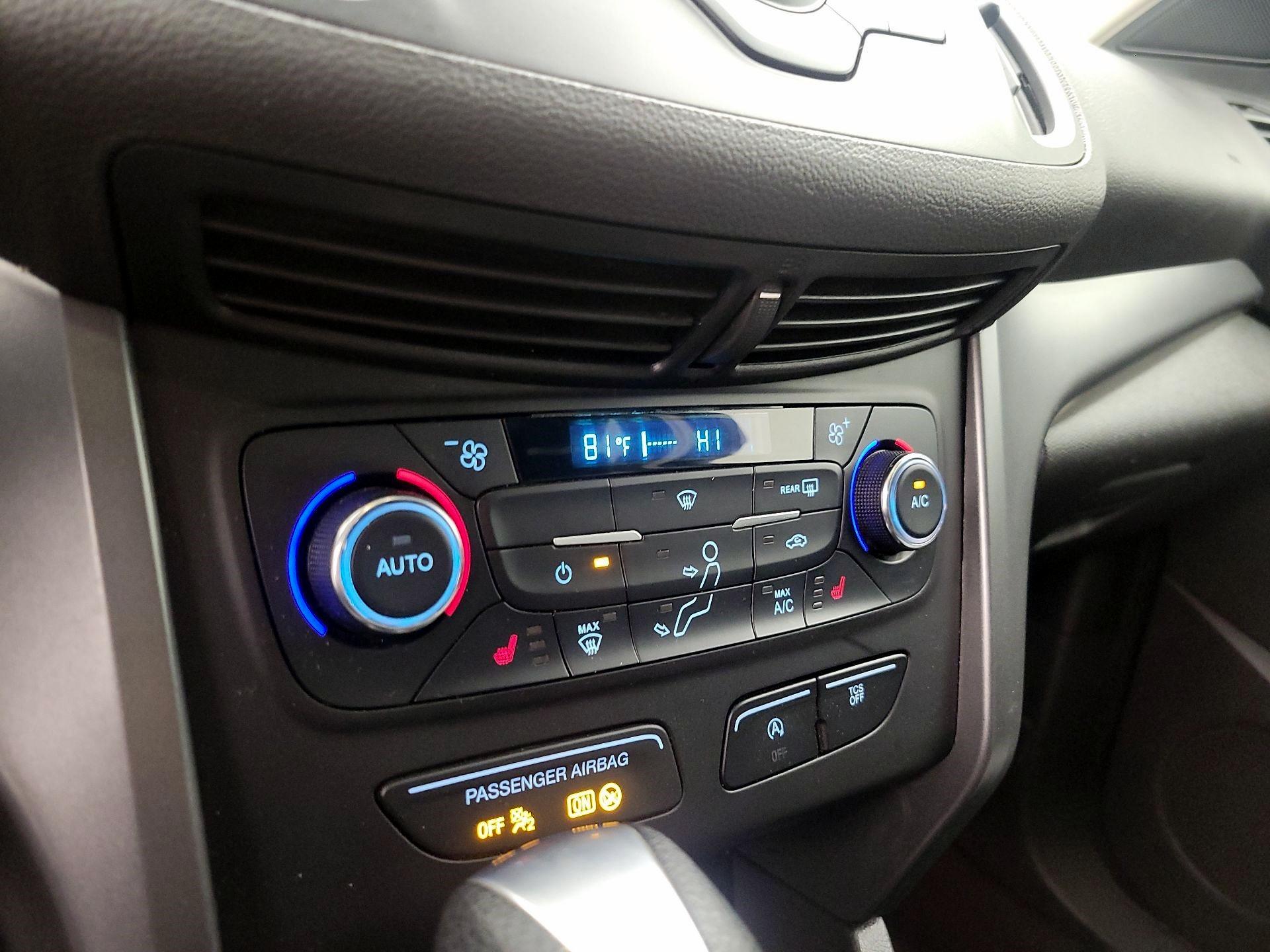 Thumbnail: 2017 Ford Escape - 14