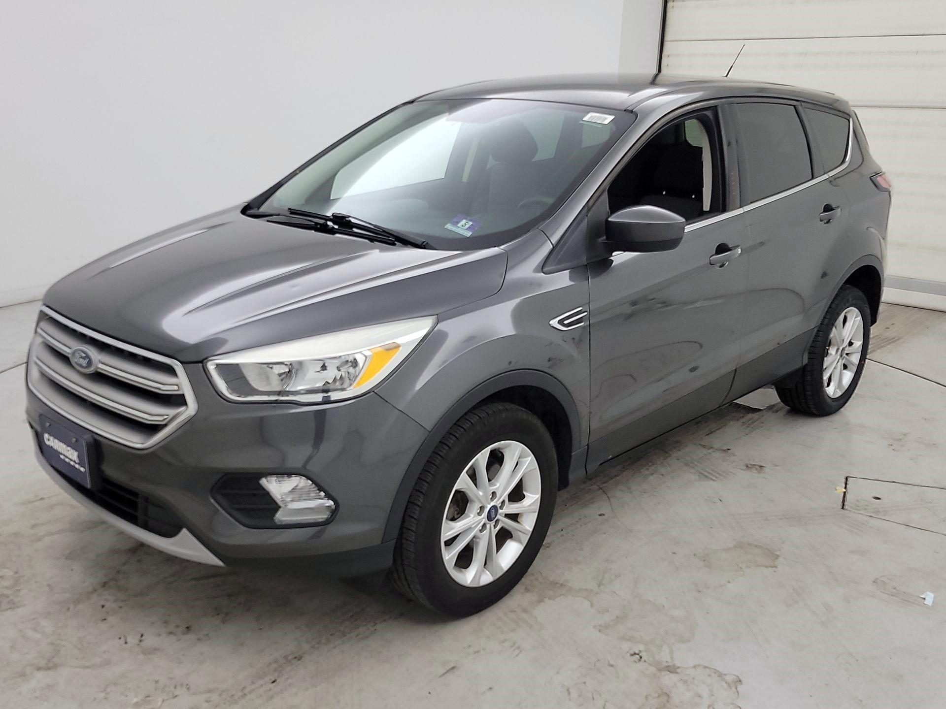 Thumbnail: 2017 Ford Escape - 3