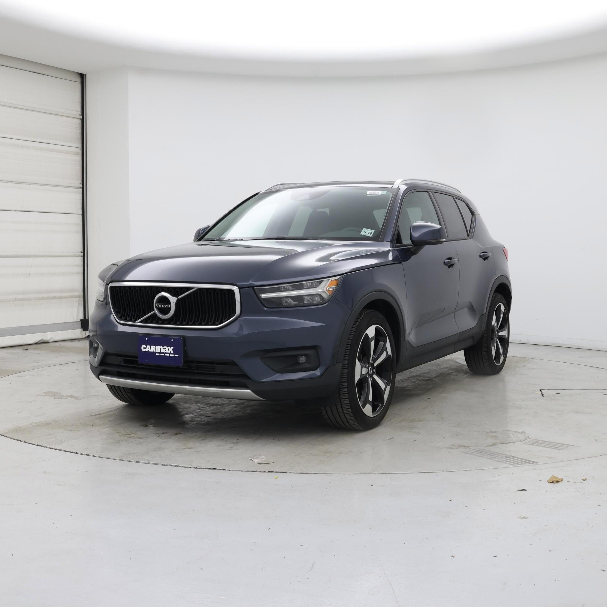 Thumbnail: 2021 Volvo XC40 - 4