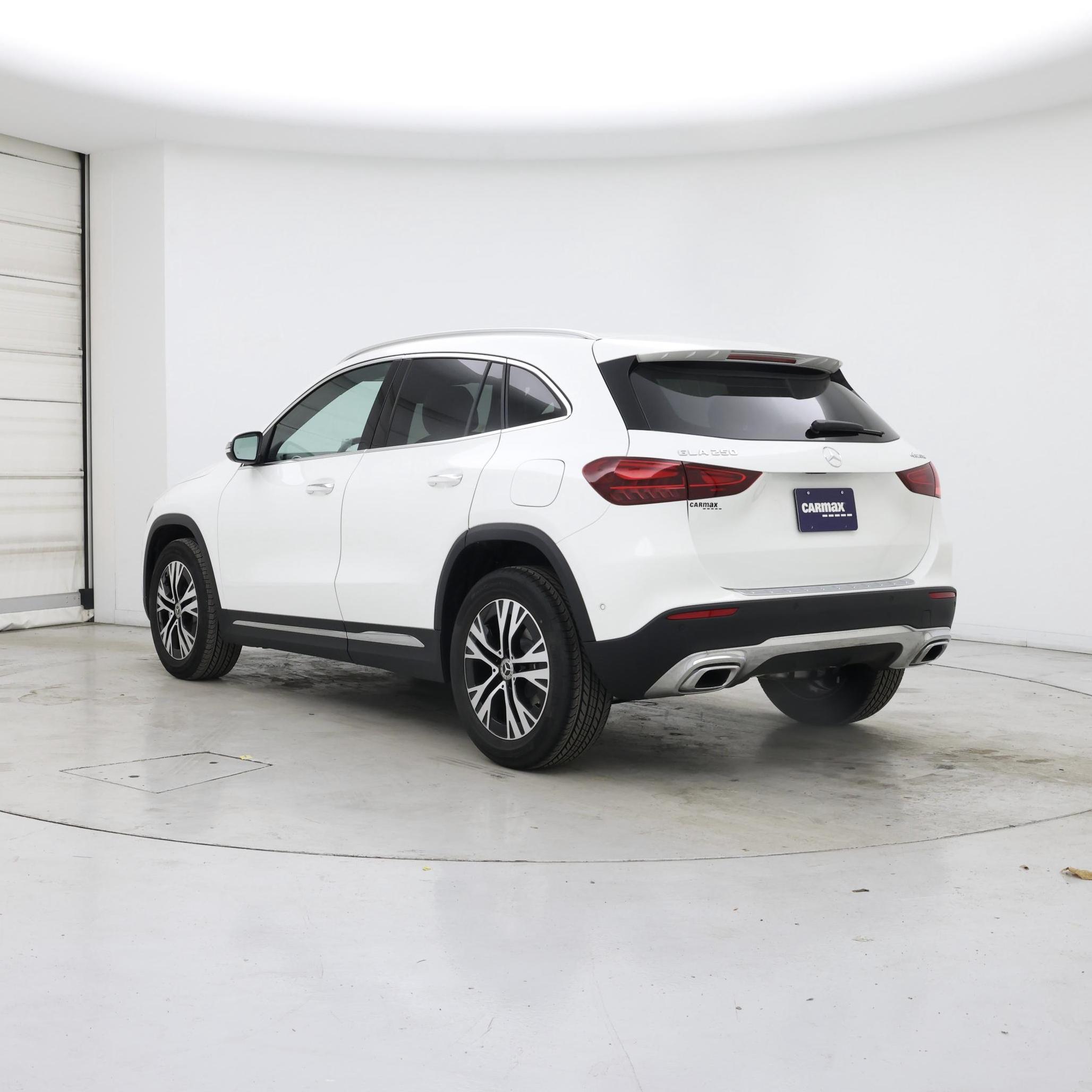 Thumbnail: 2025 Mercedes-Benz GLA - 2