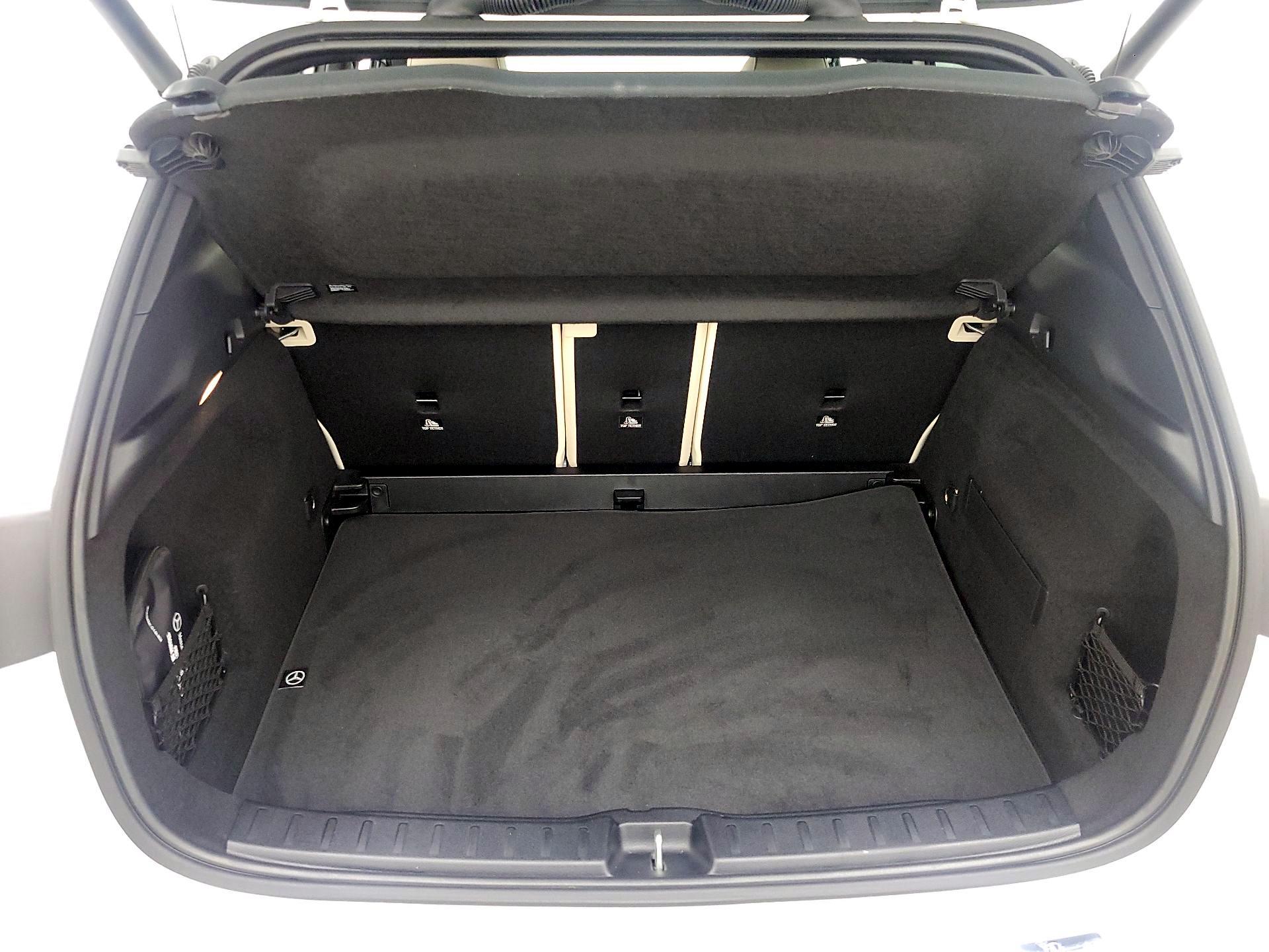 Thumbnail: 2025 Mercedes-Benz GLA - 20