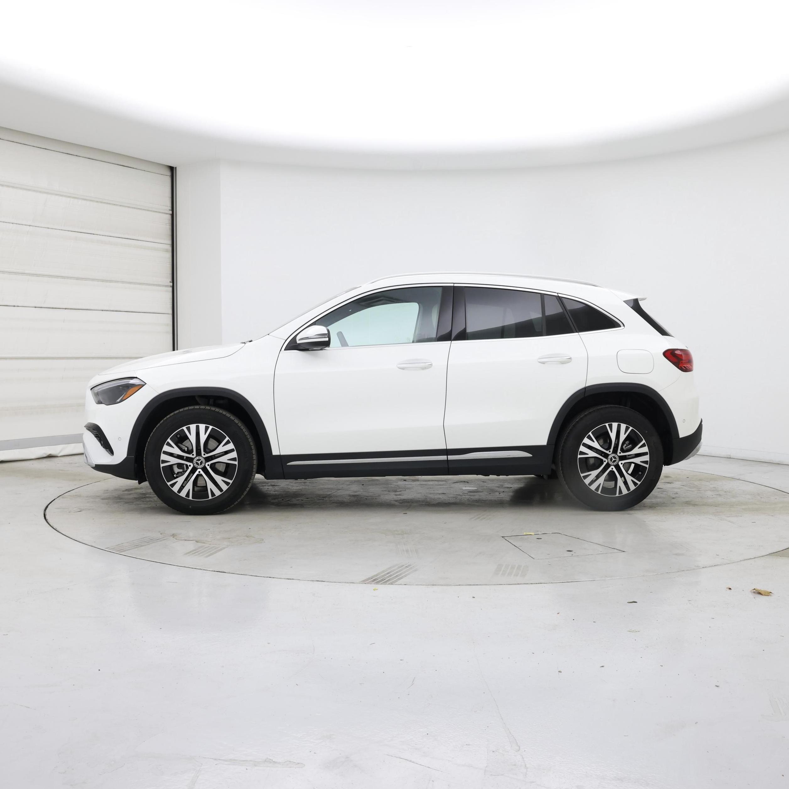 Thumbnail: 2025 Mercedes-Benz GLA - 3