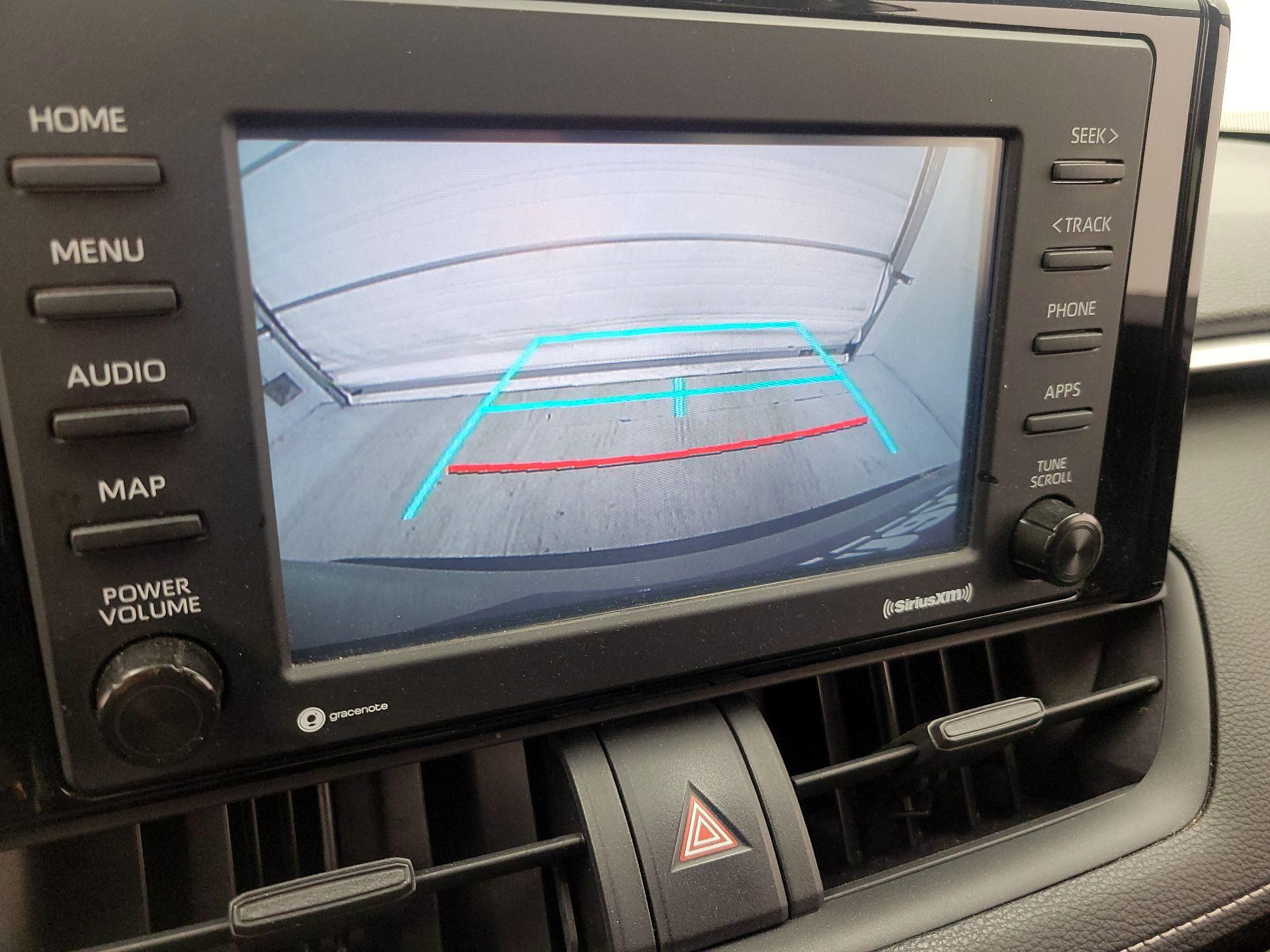 Thumbnail: 2020 Toyota RAV4 - 14