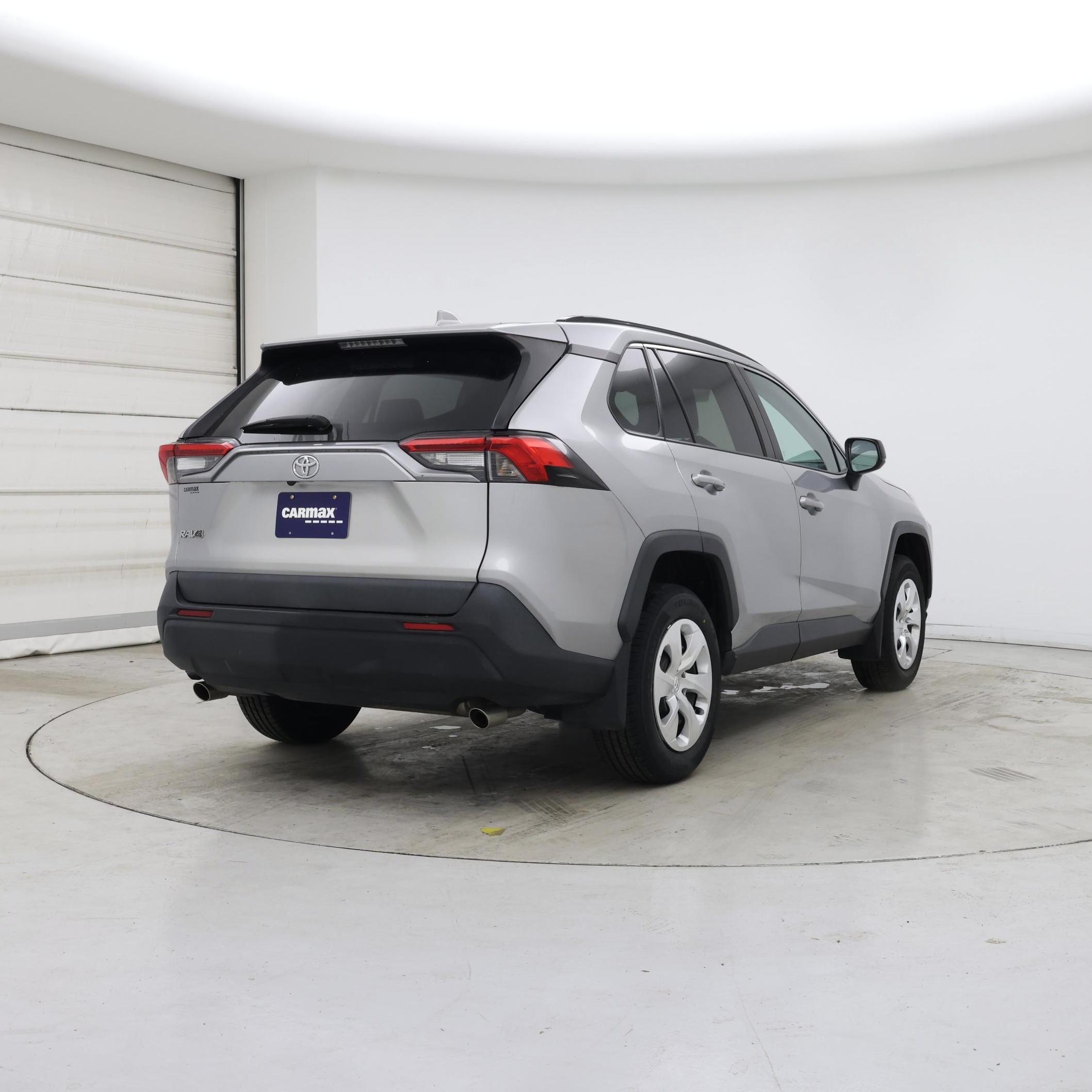 Thumbnail: 2020 Toyota RAV4 - 8