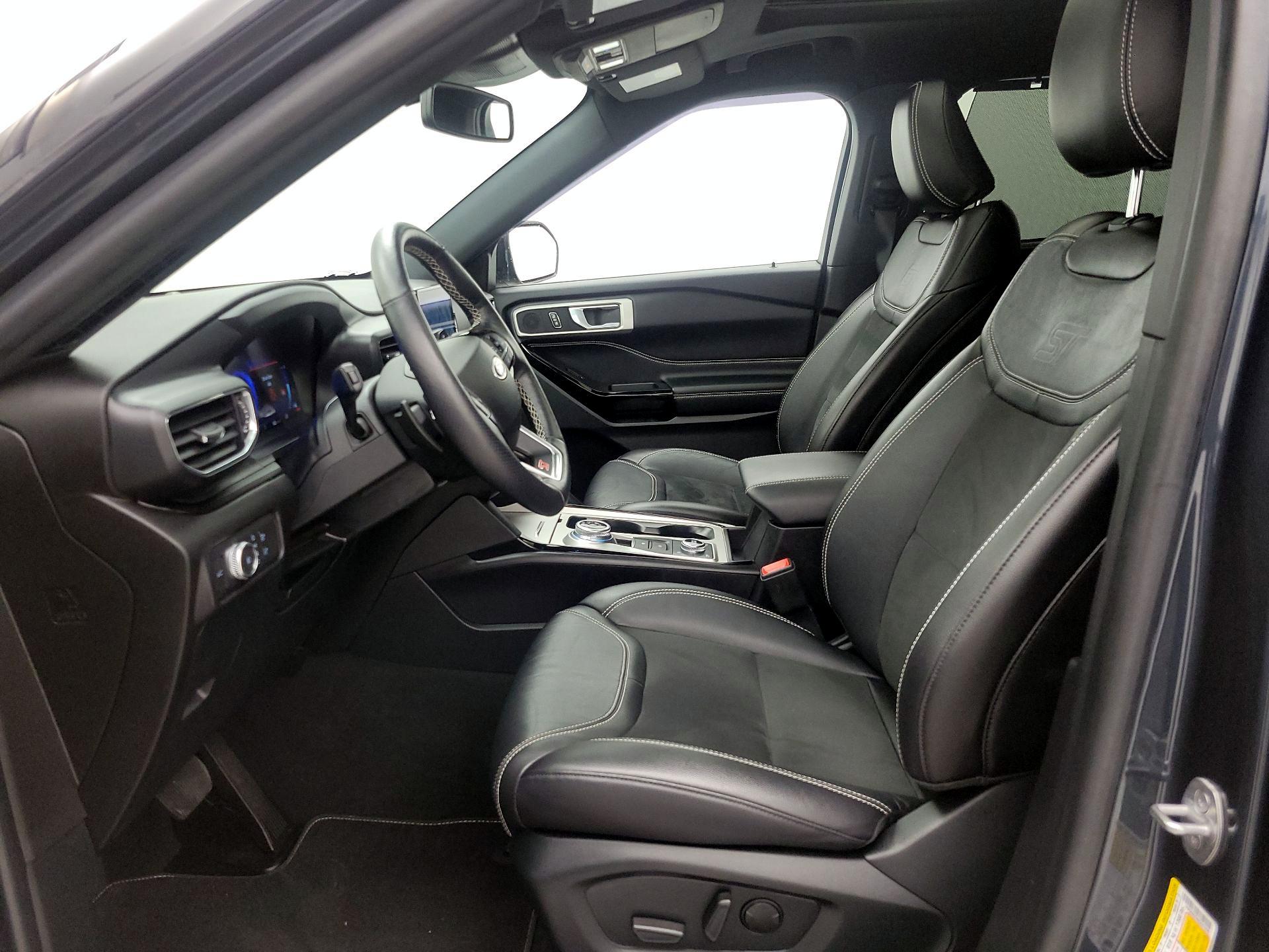 Thumbnail: 2022 Ford Explorer - 11