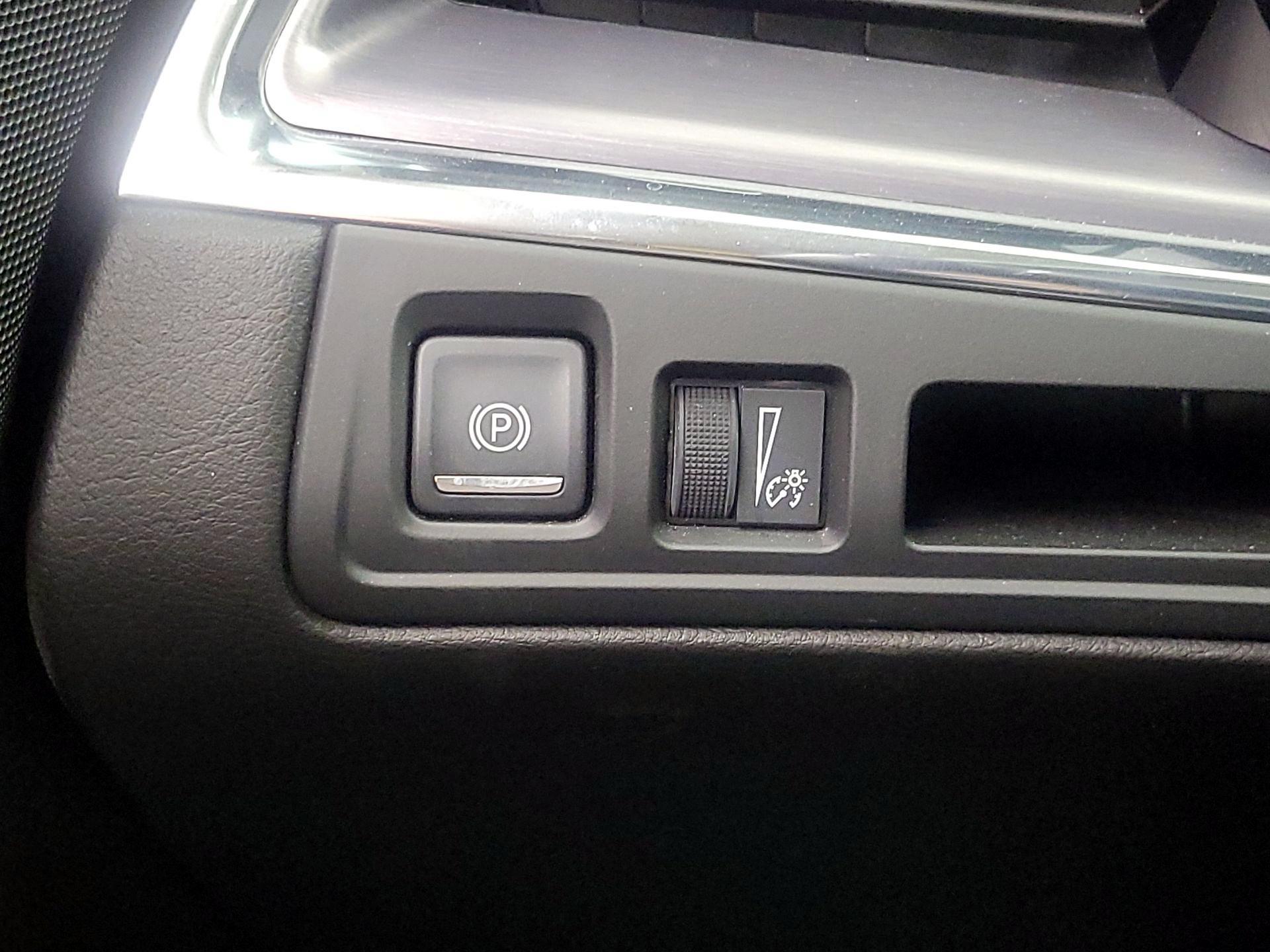 Thumbnail: 2019 Cadillac XT5 - 13