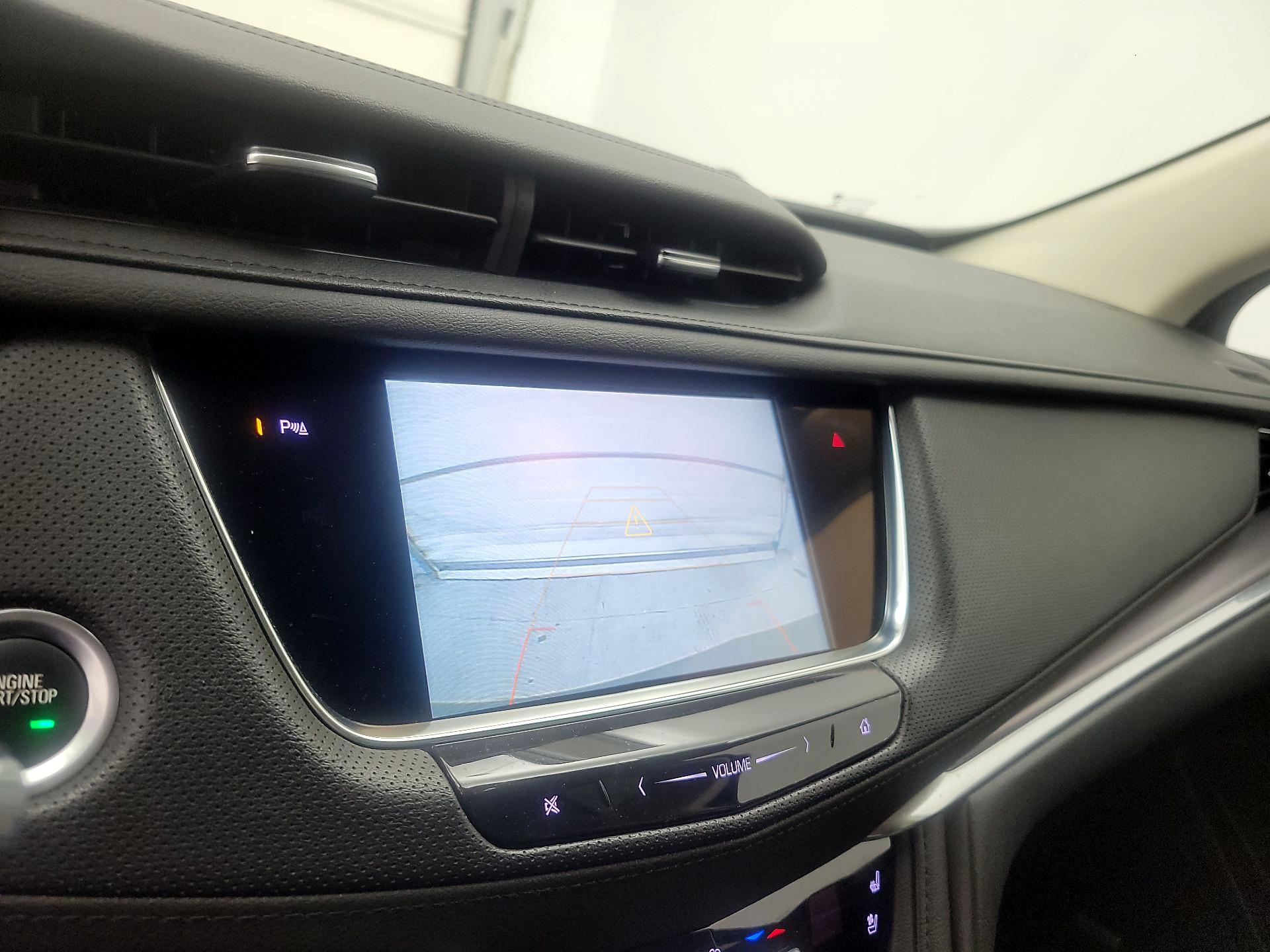 Thumbnail: 2019 Cadillac XT5 - 15