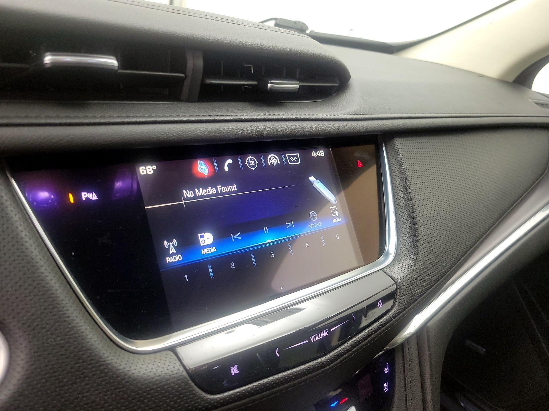 Thumbnail: 2019 Cadillac XT5 - 16