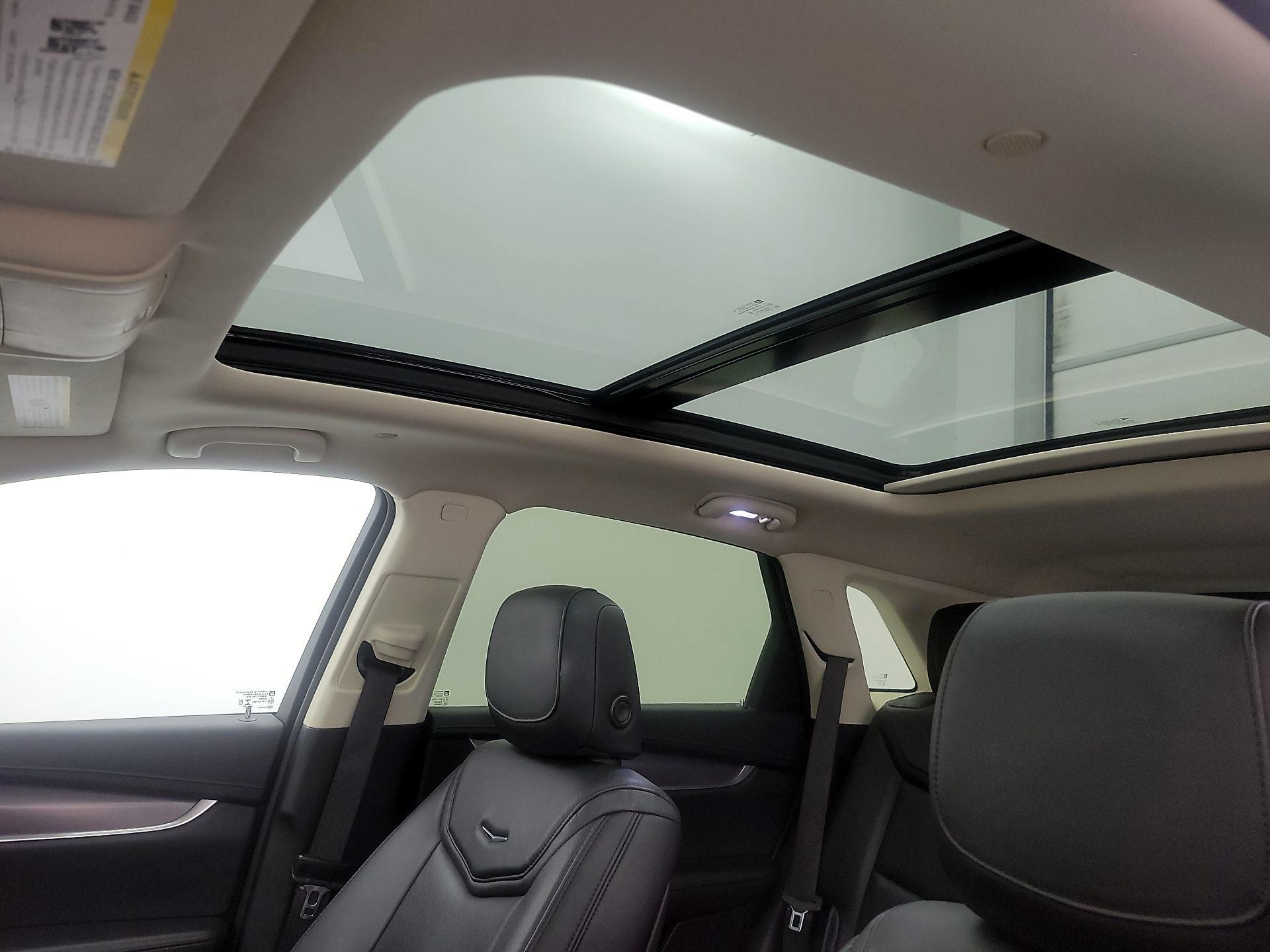 Thumbnail: 2019 Cadillac XT5 - 20