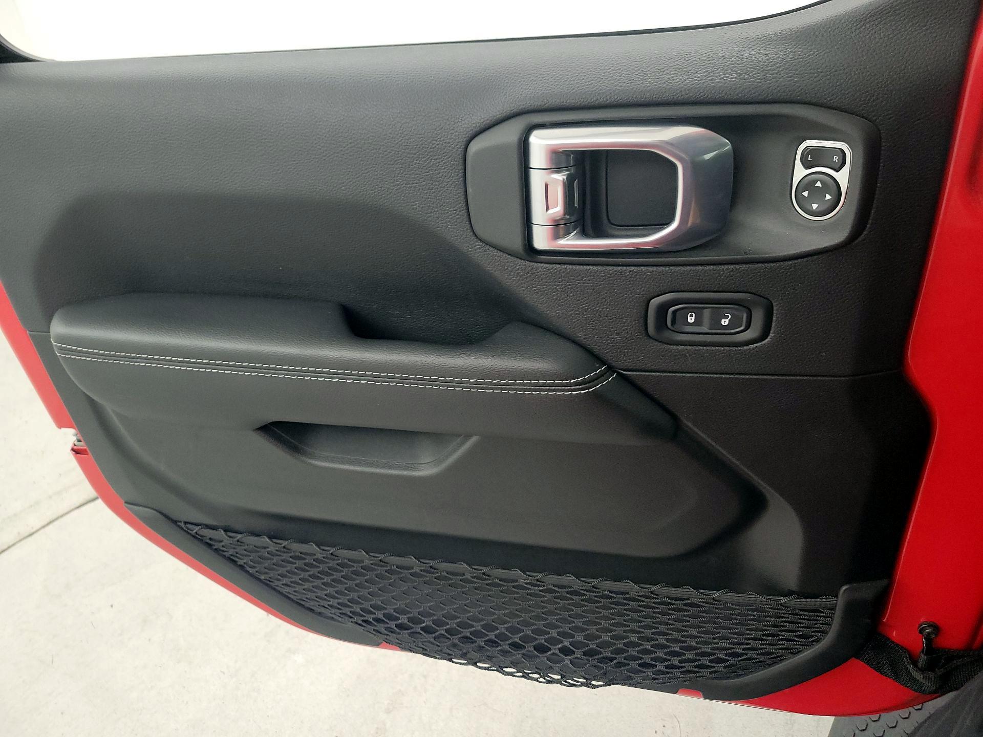 Thumbnail: 2022 Jeep Wrangler - 12