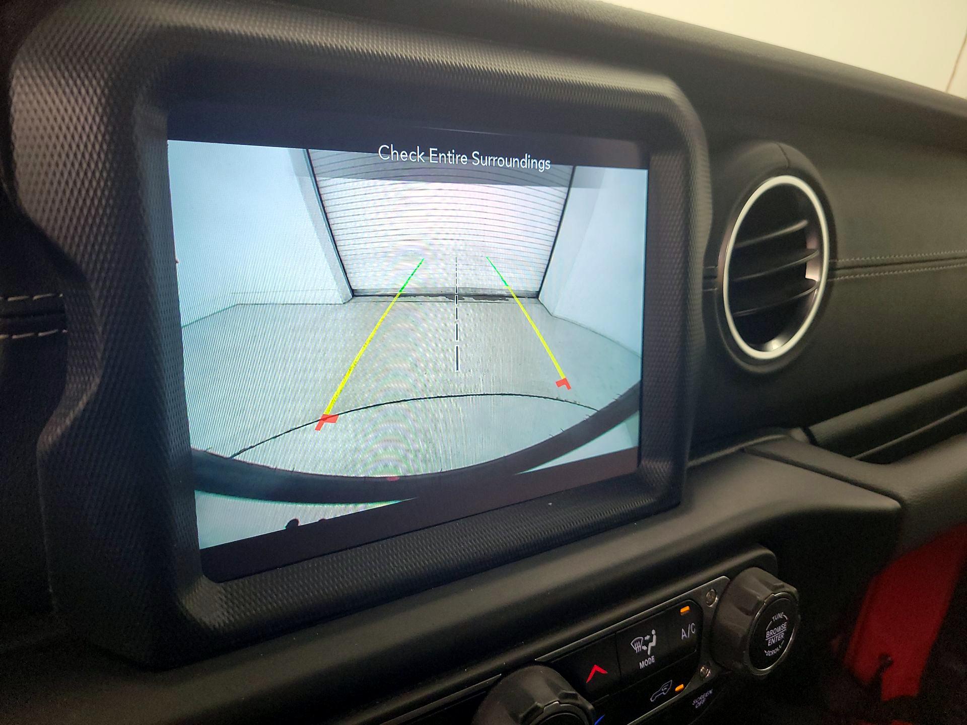 Thumbnail: 2022 Jeep Wrangler - 14