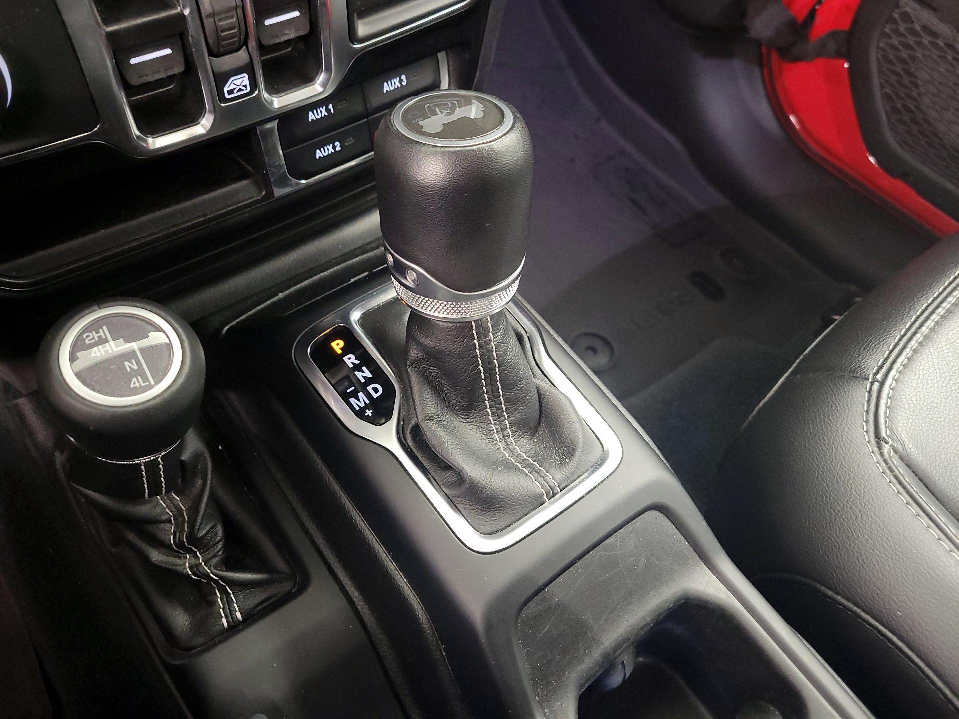 Thumbnail: 2022 Jeep Wrangler - 17