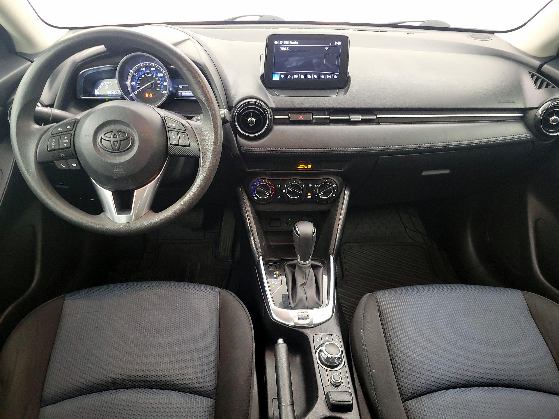 Thumbnail: 2018 Toyota Yaris iA - 9