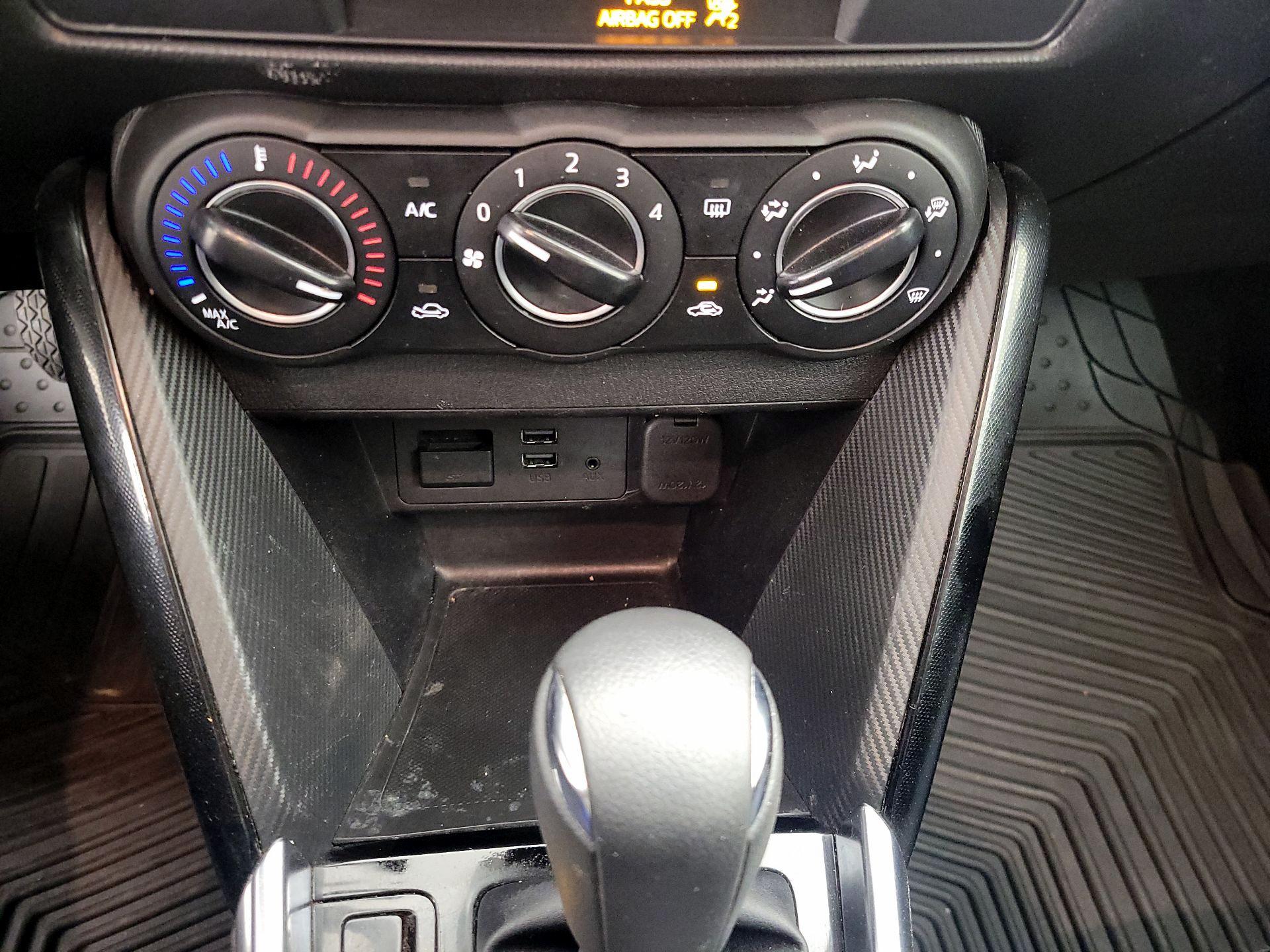 Thumbnail: 2018 Toyota Yaris iA - 18