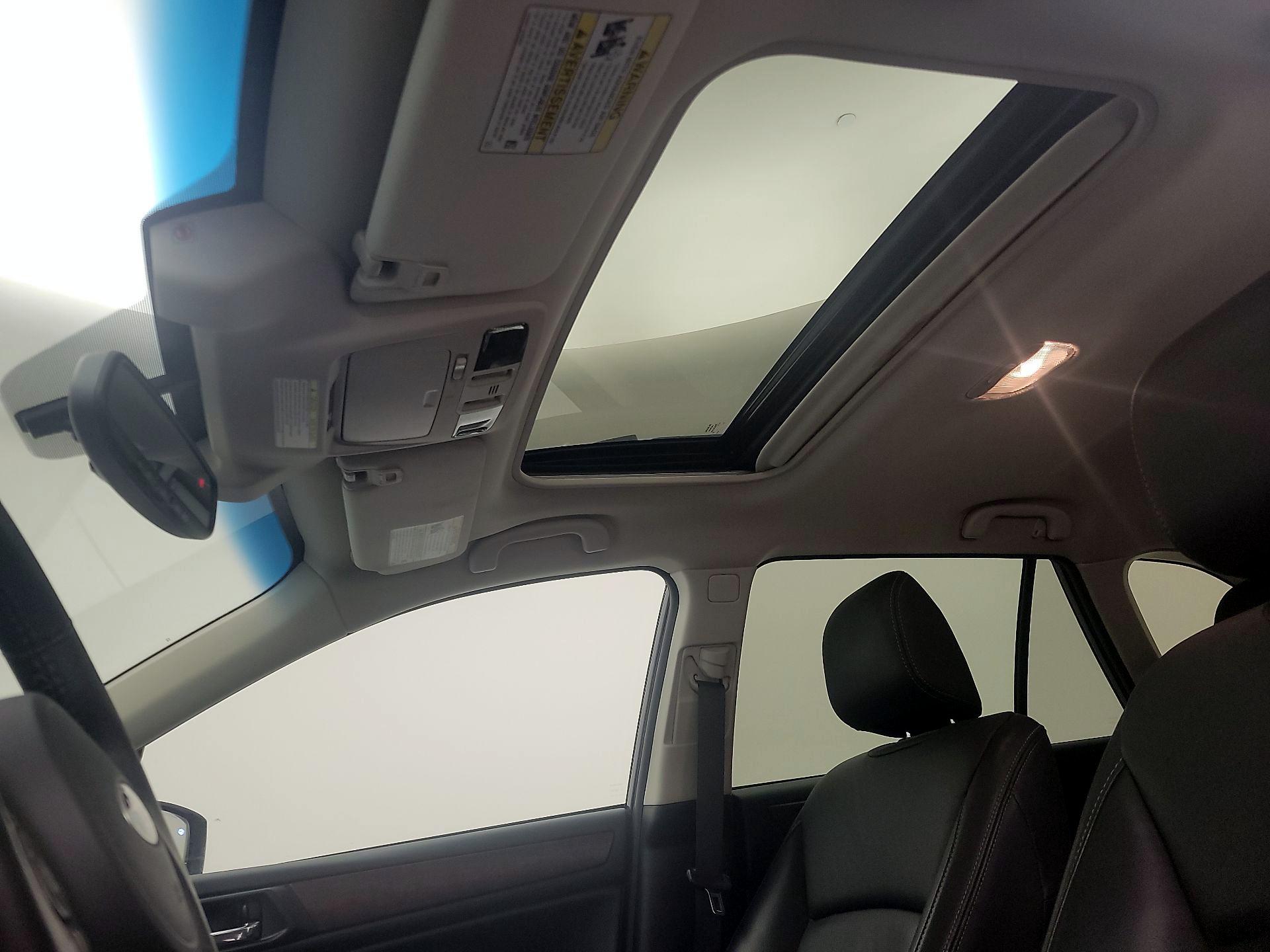 Thumbnail: 2015 Subaru Outback - 17