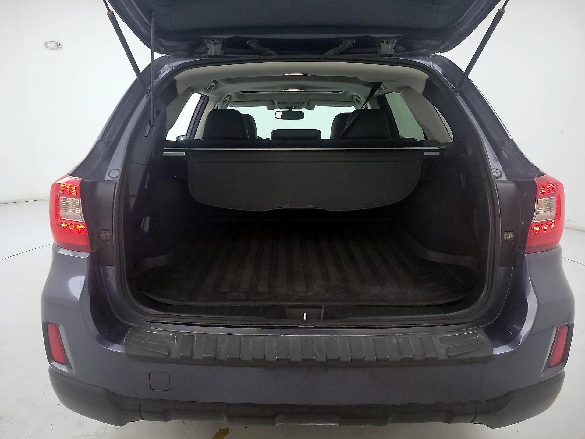 Thumbnail: 2015 Subaru Outback - 19