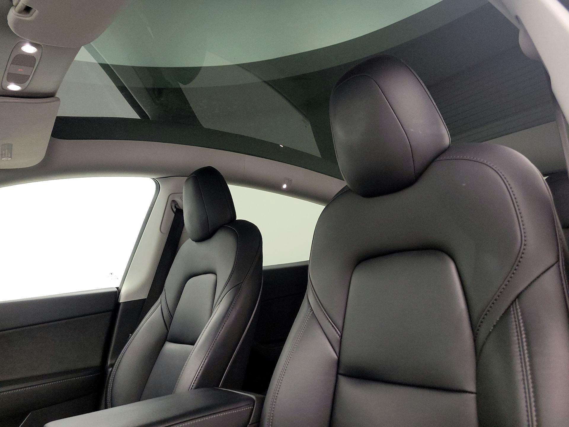 Thumbnail: 2022 Tesla Model Y - 18