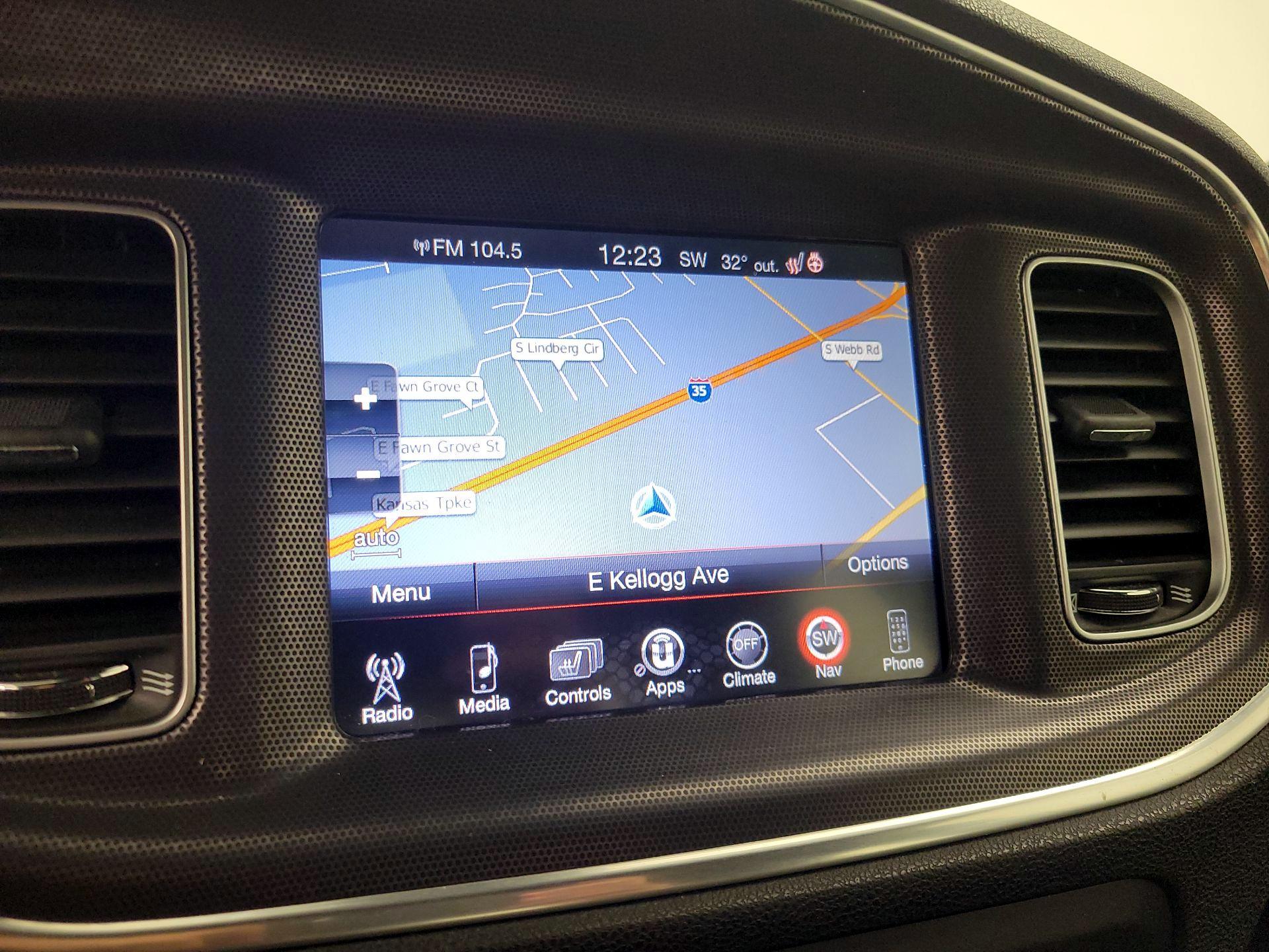 Thumbnail: 2015 Dodge Charger - 14