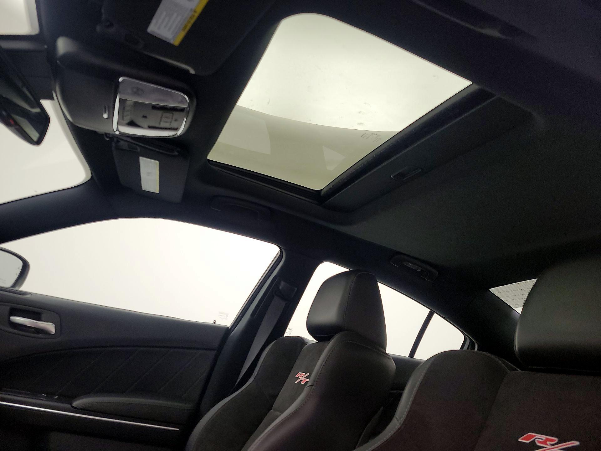 Thumbnail: 2015 Dodge Charger - 19