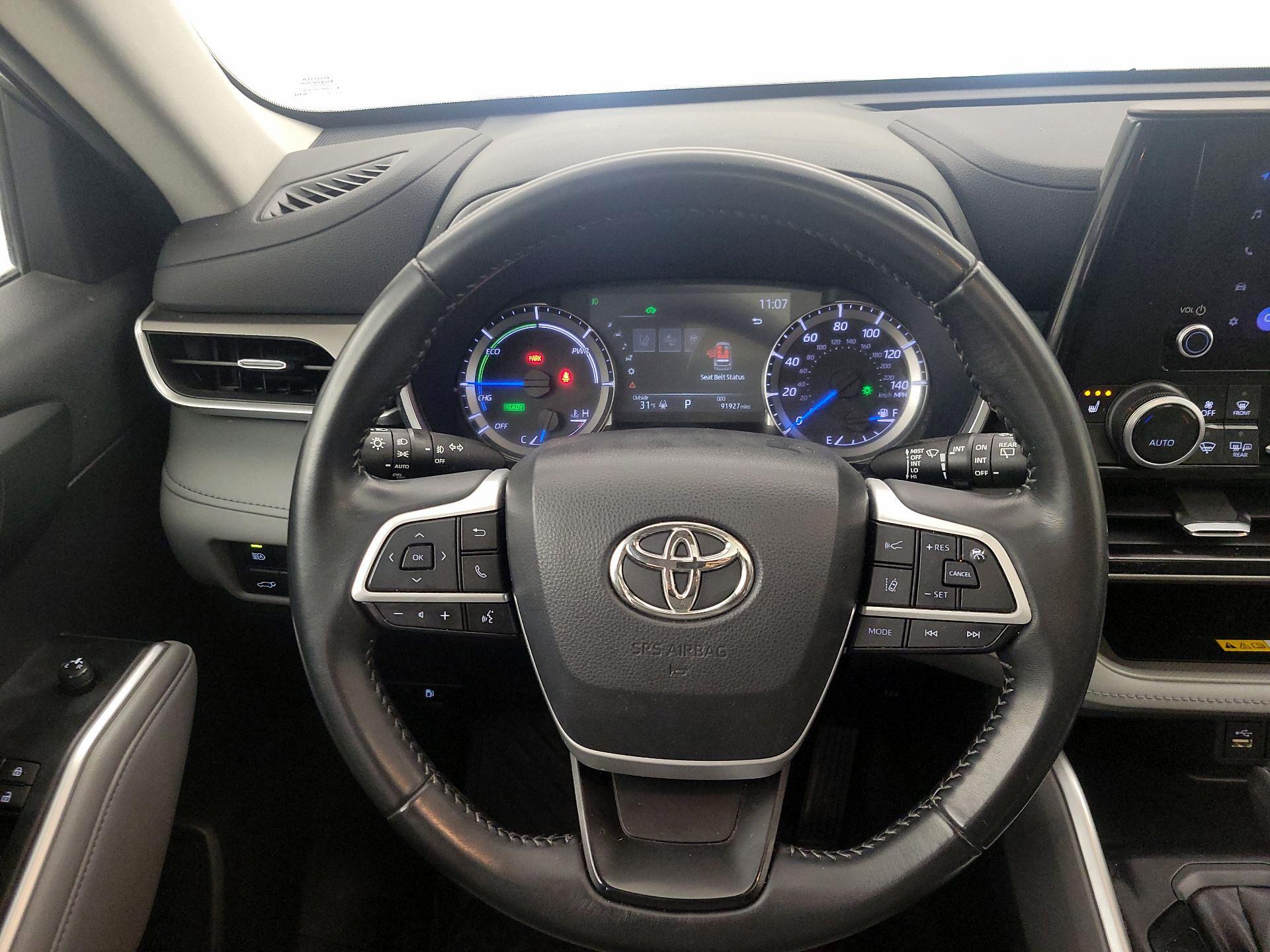 Thumbnail: 2023 Toyota Highlander - 10