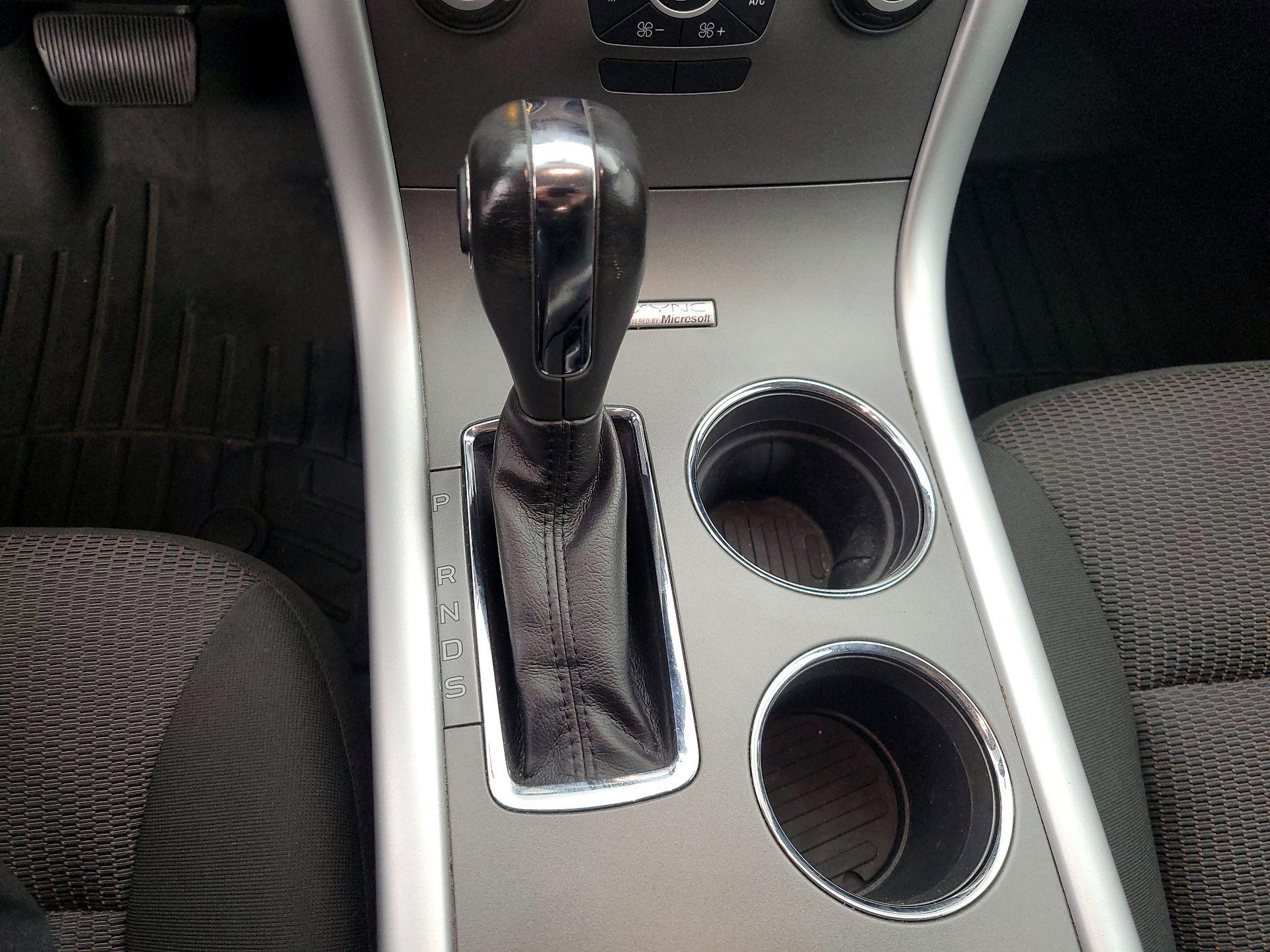 Thumbnail: 2014 Ford Edge - 17