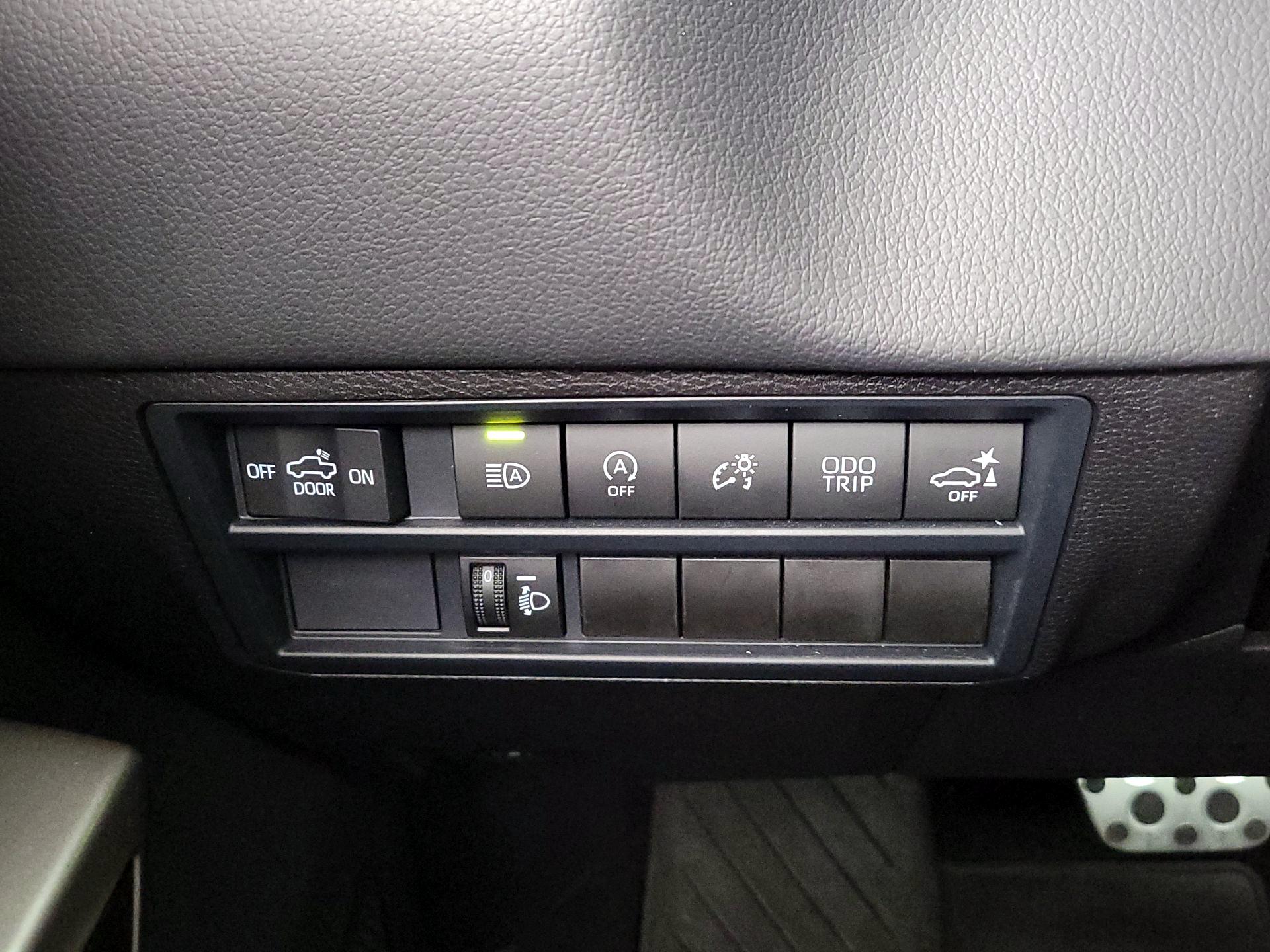 Thumbnail: 2025 Toyota Tundra - 13