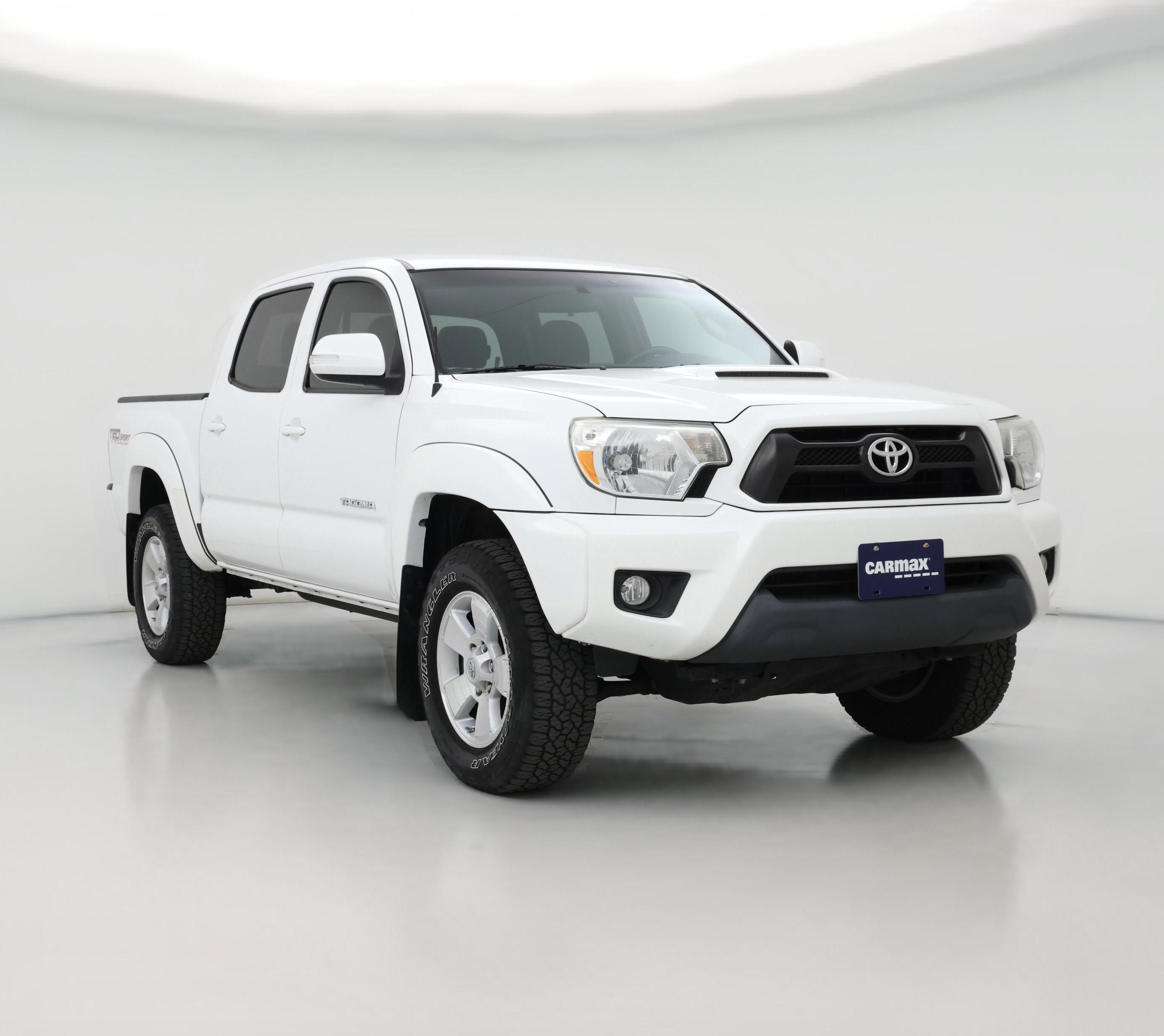 Thumbnail: 2015 Toyota Tacoma - 1